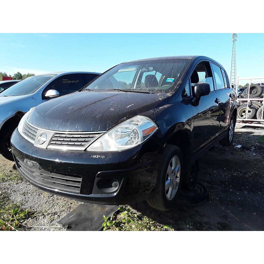 NISSAN VERSA 2010