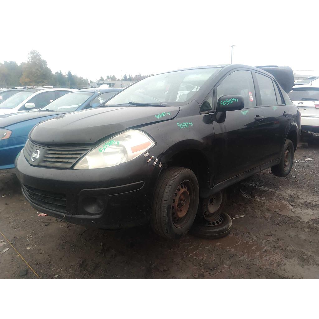 NISSAN VERSA 2011
