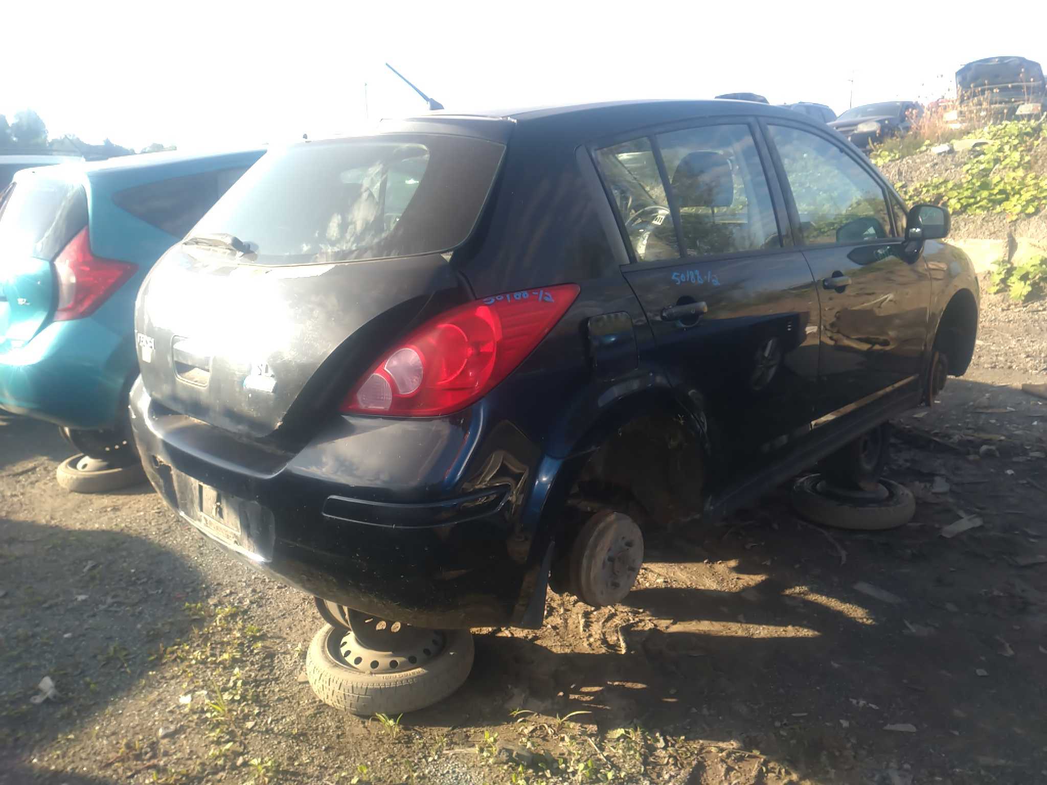 NISSAN VERSA 2012