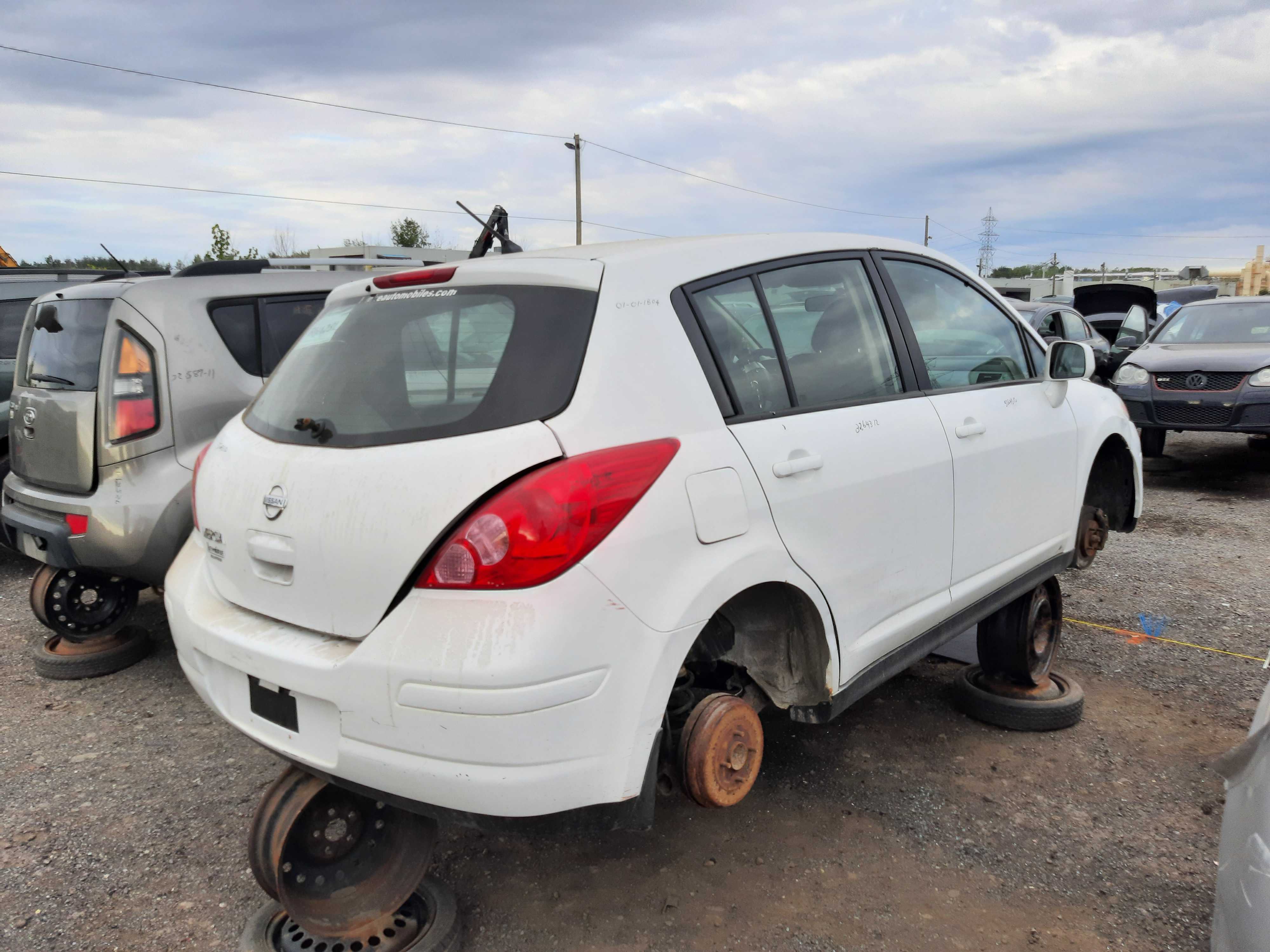 NISSAN VERSA 2012