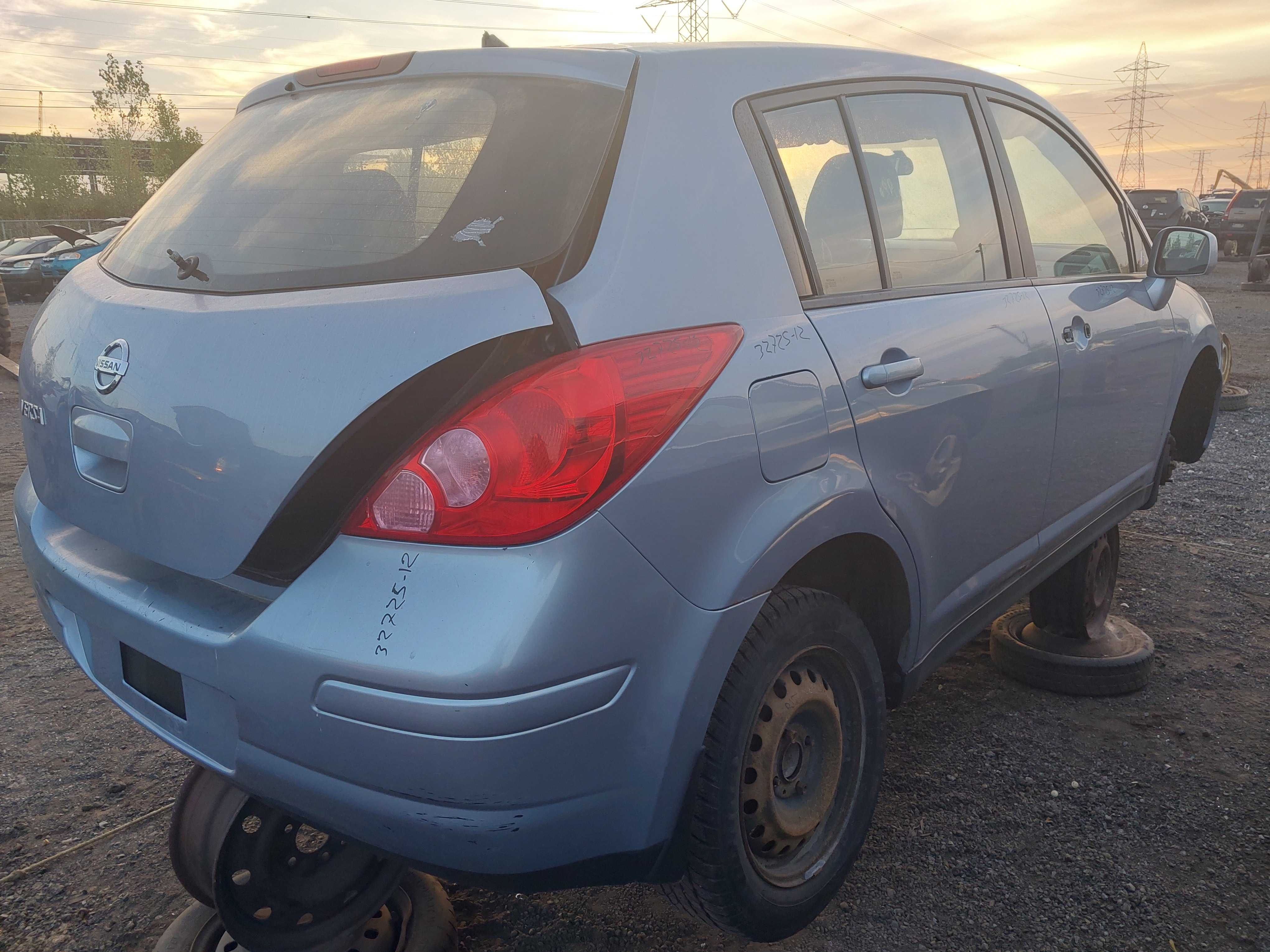 NISSAN VERSA 2012