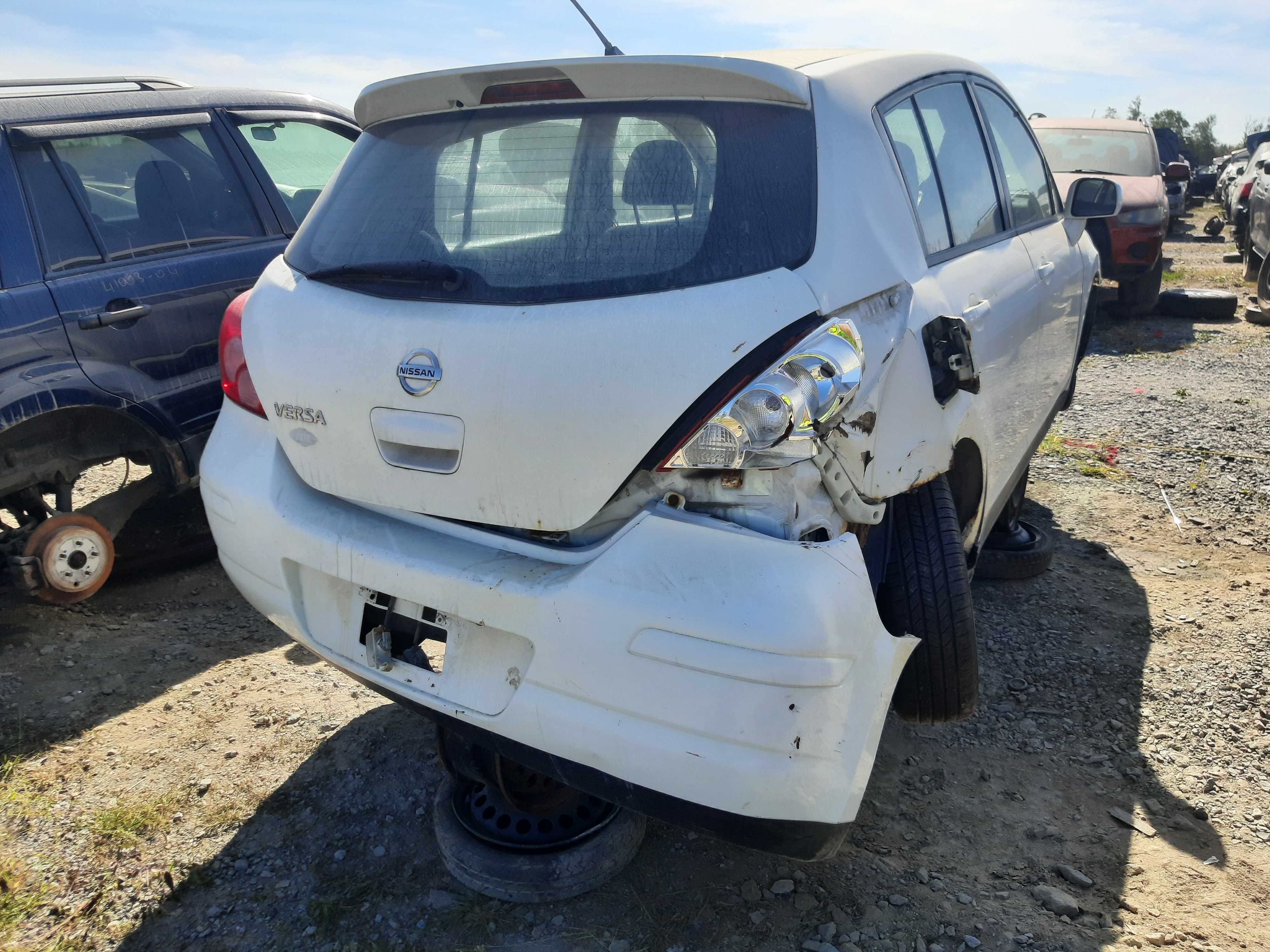 NISSAN VERSA 2012