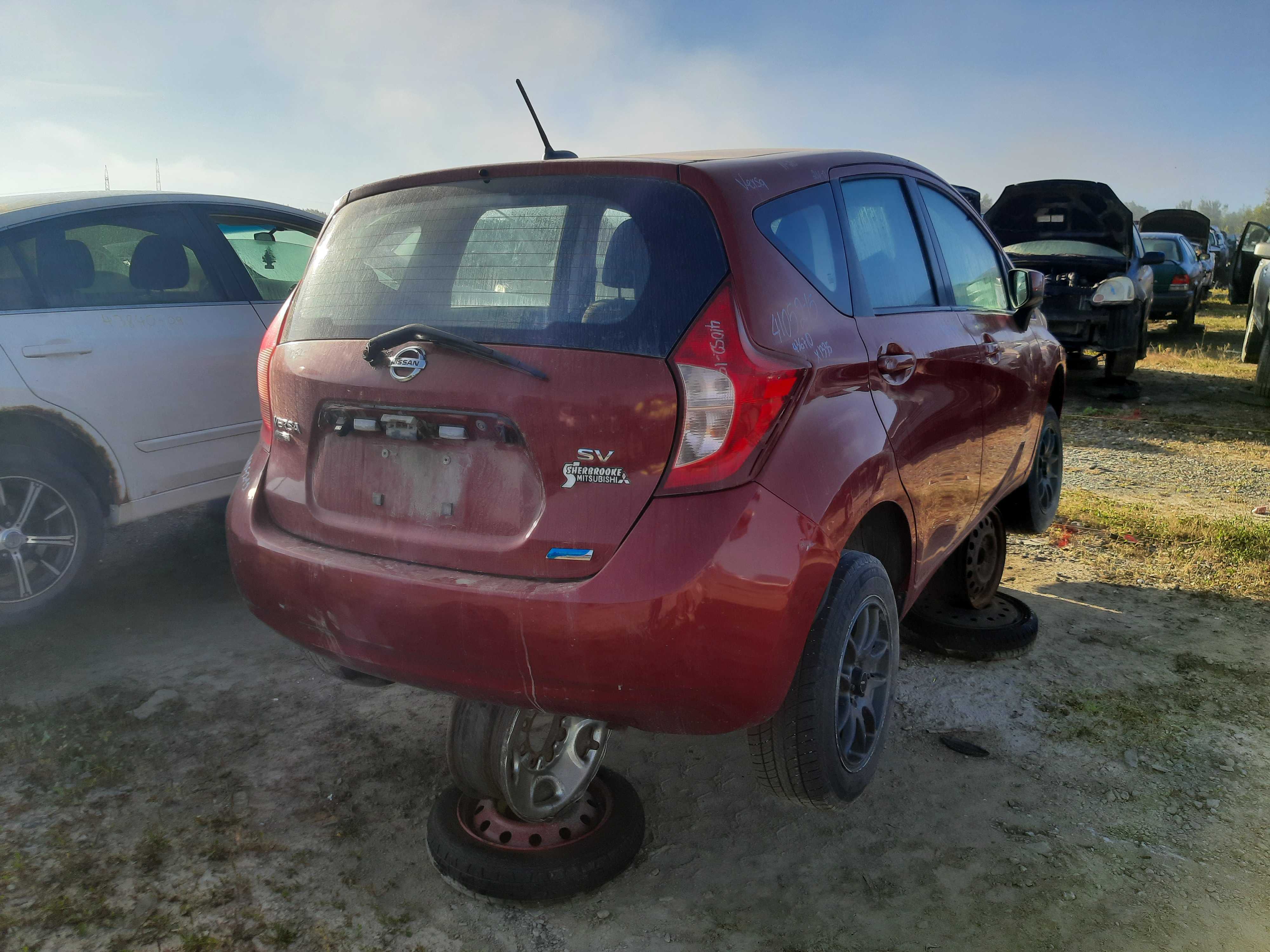 NISSAN VERSA 2015