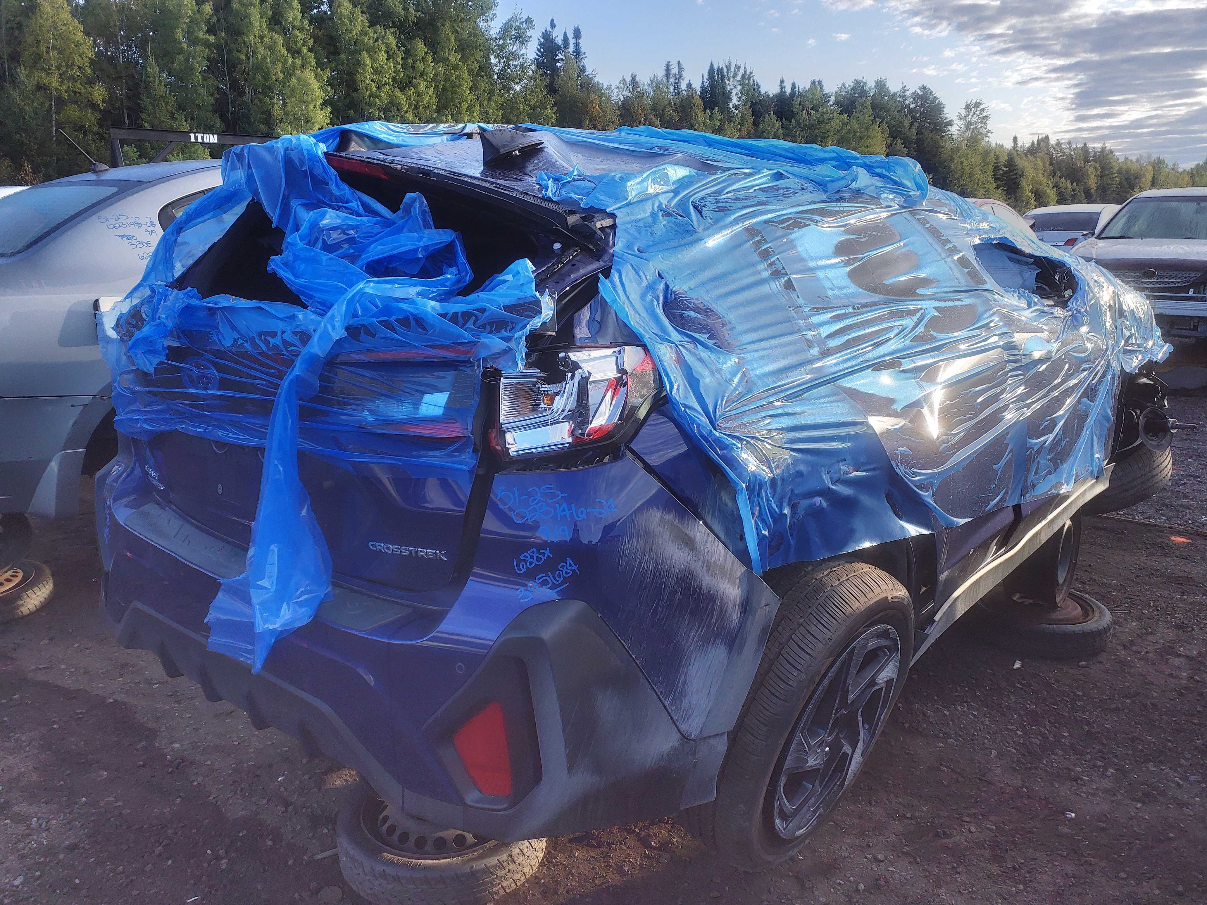 SUBARU CROSSTREK 2024