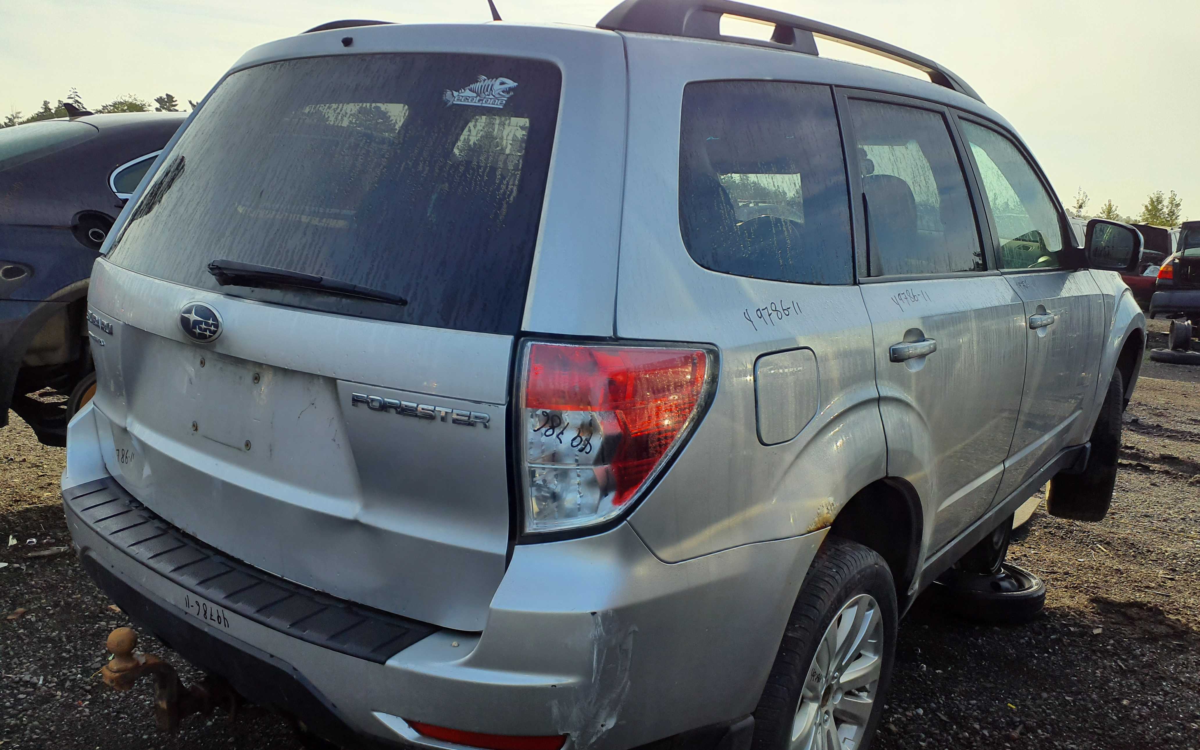 SUBARU FORESTER 2011
