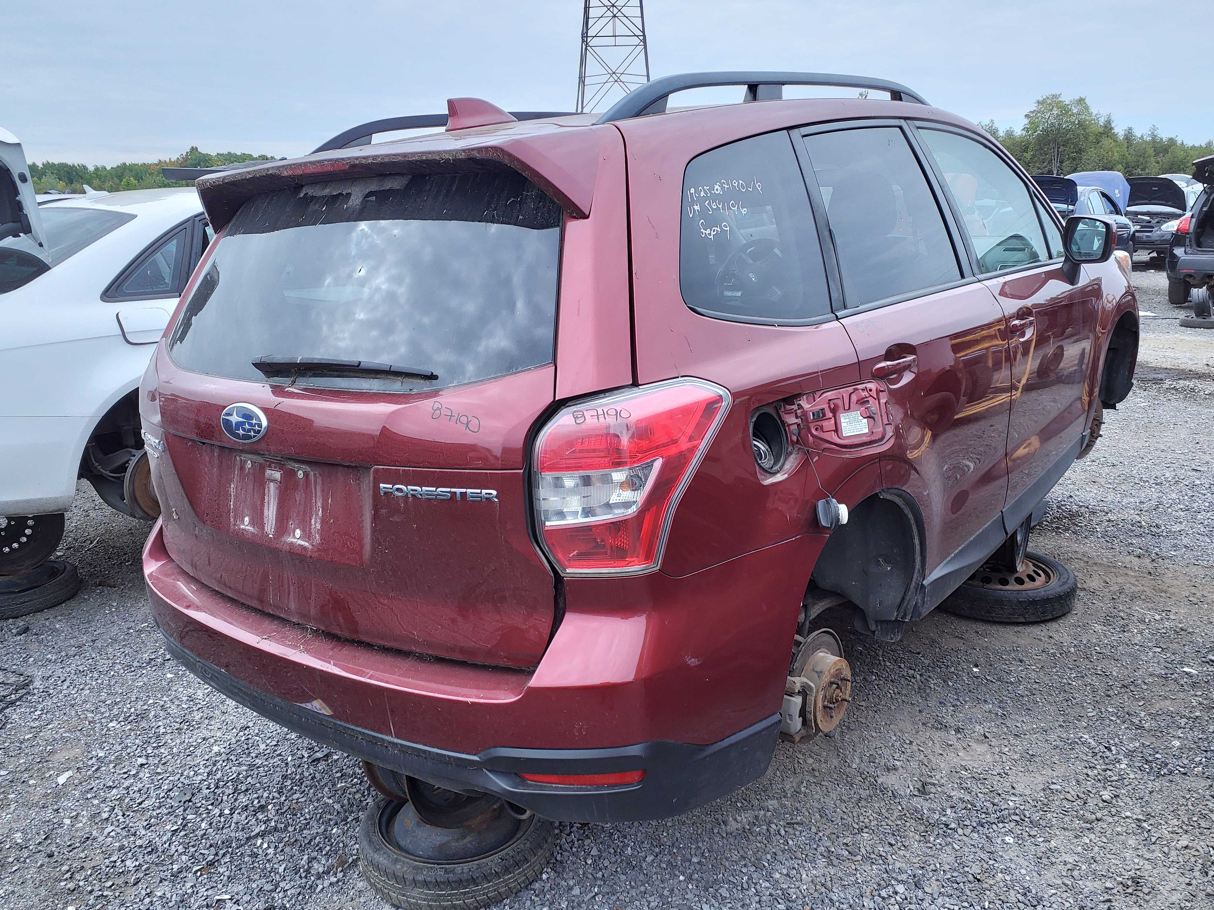 SUBARU FORESTER 2016