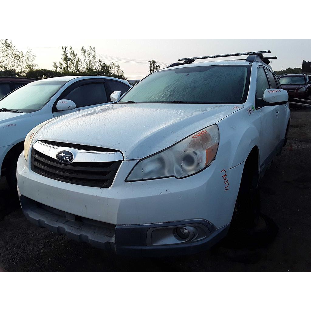 SUBARU OUTBACK 2010