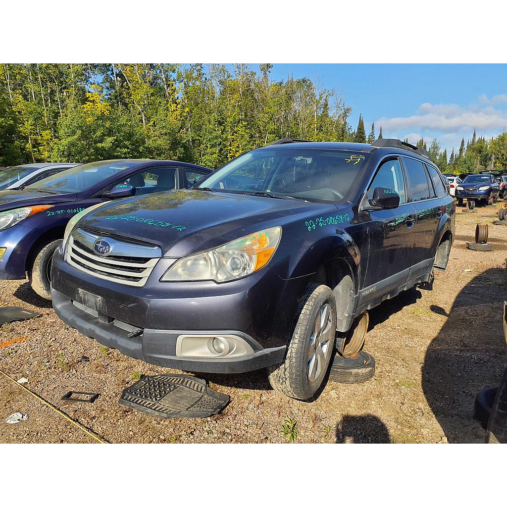 SUBARU OUTBACK 2012