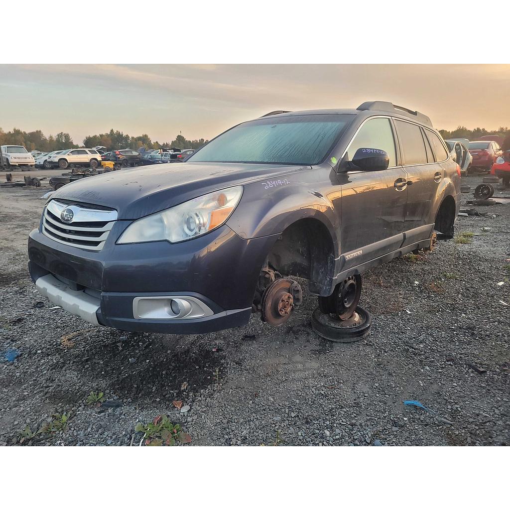 SUBARU OUTBACK 2012