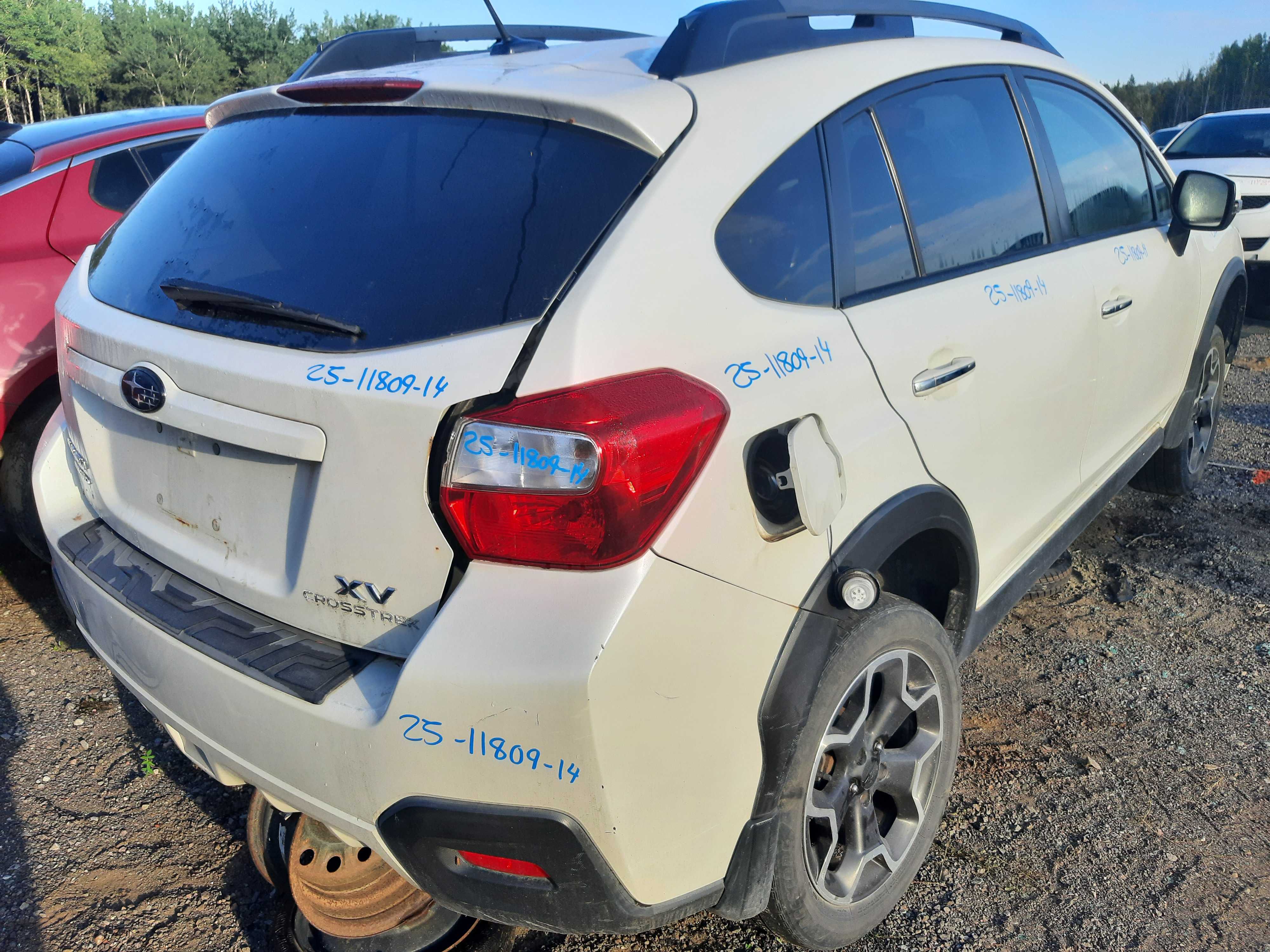 SUBARU XV CROSSTREK 2014