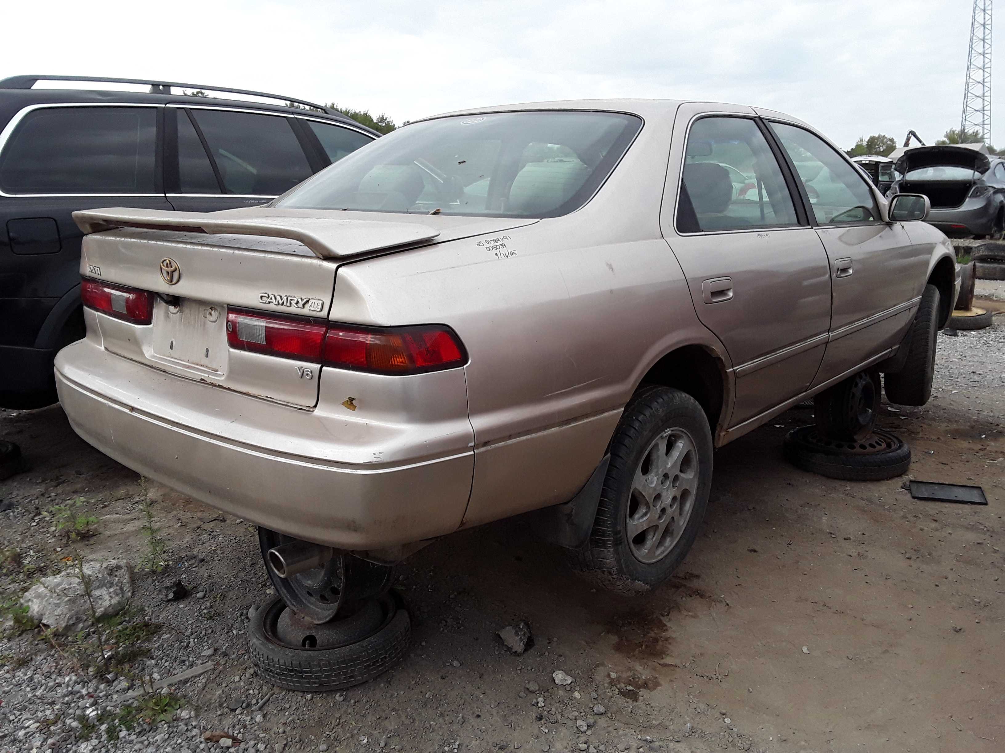 TOYOTA CAMRY 1997