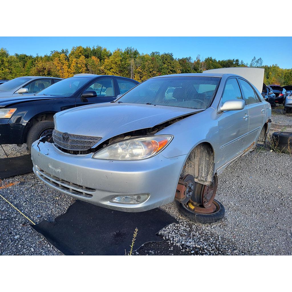 TOYOTA CAMRY 2004