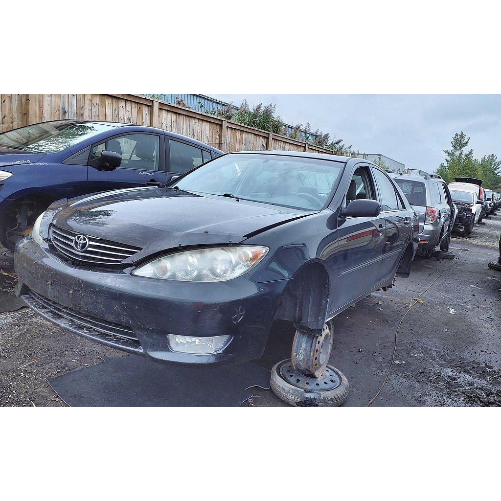 TOYOTA CAMRY 2005