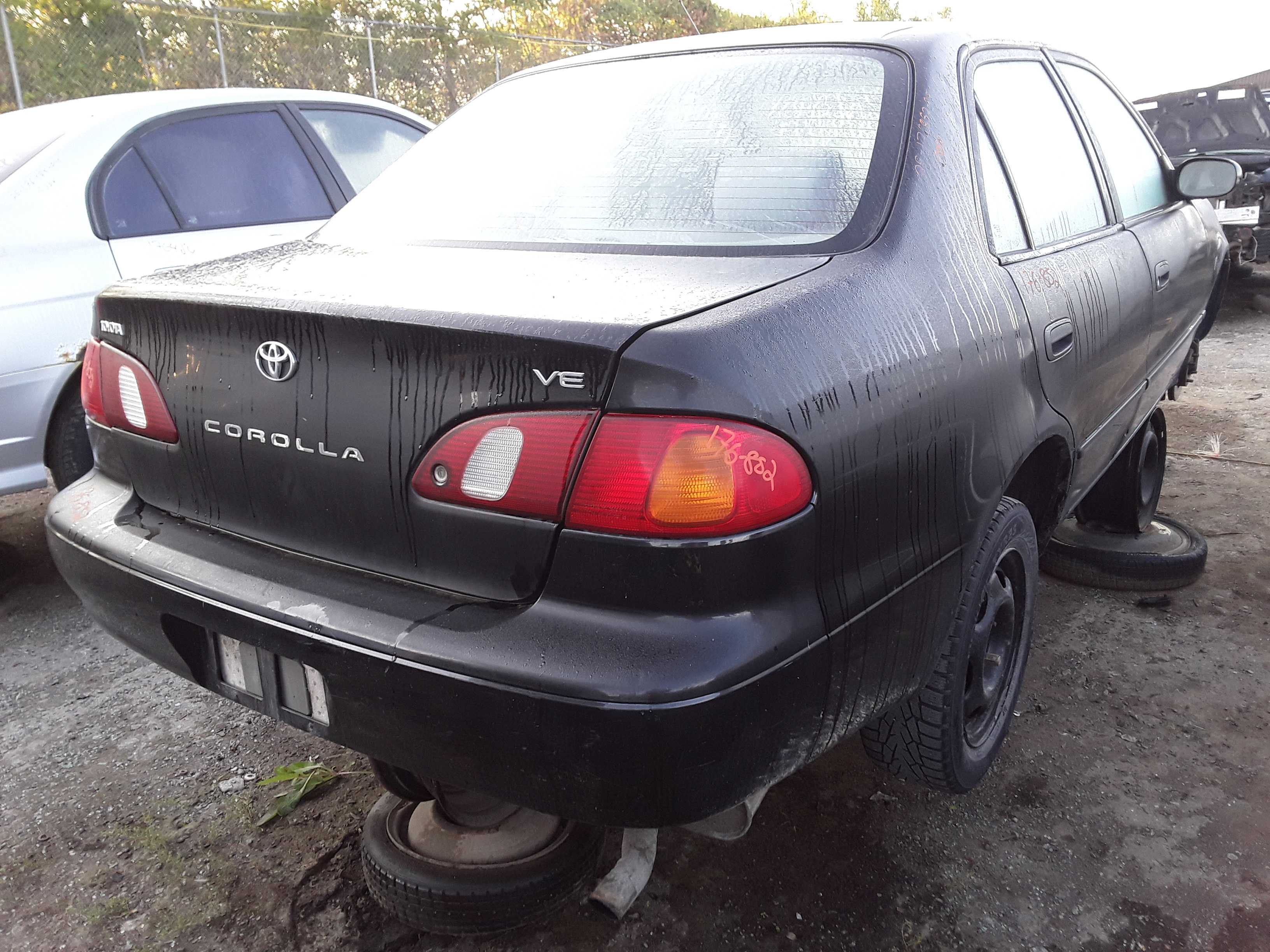 TOYOTA COROLLA 2000