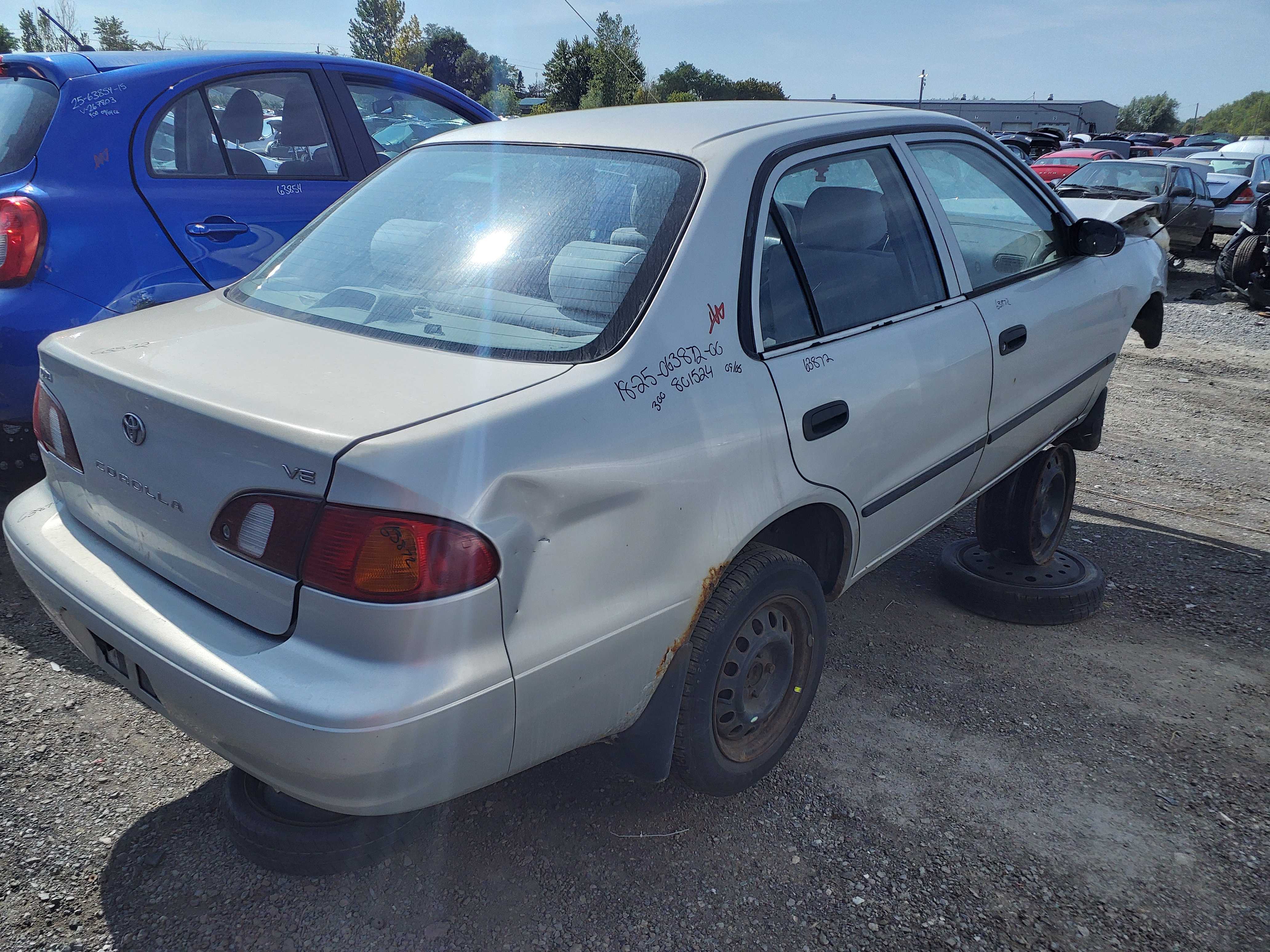 TOYOTA COROLLA 2000