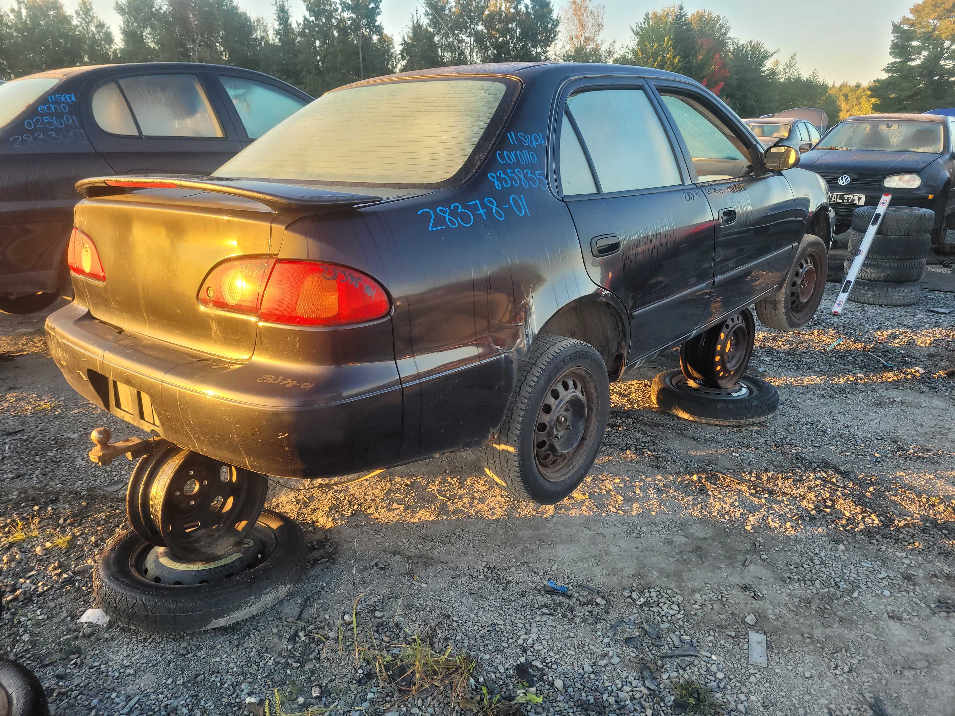 TOYOTA COROLLA 2001
