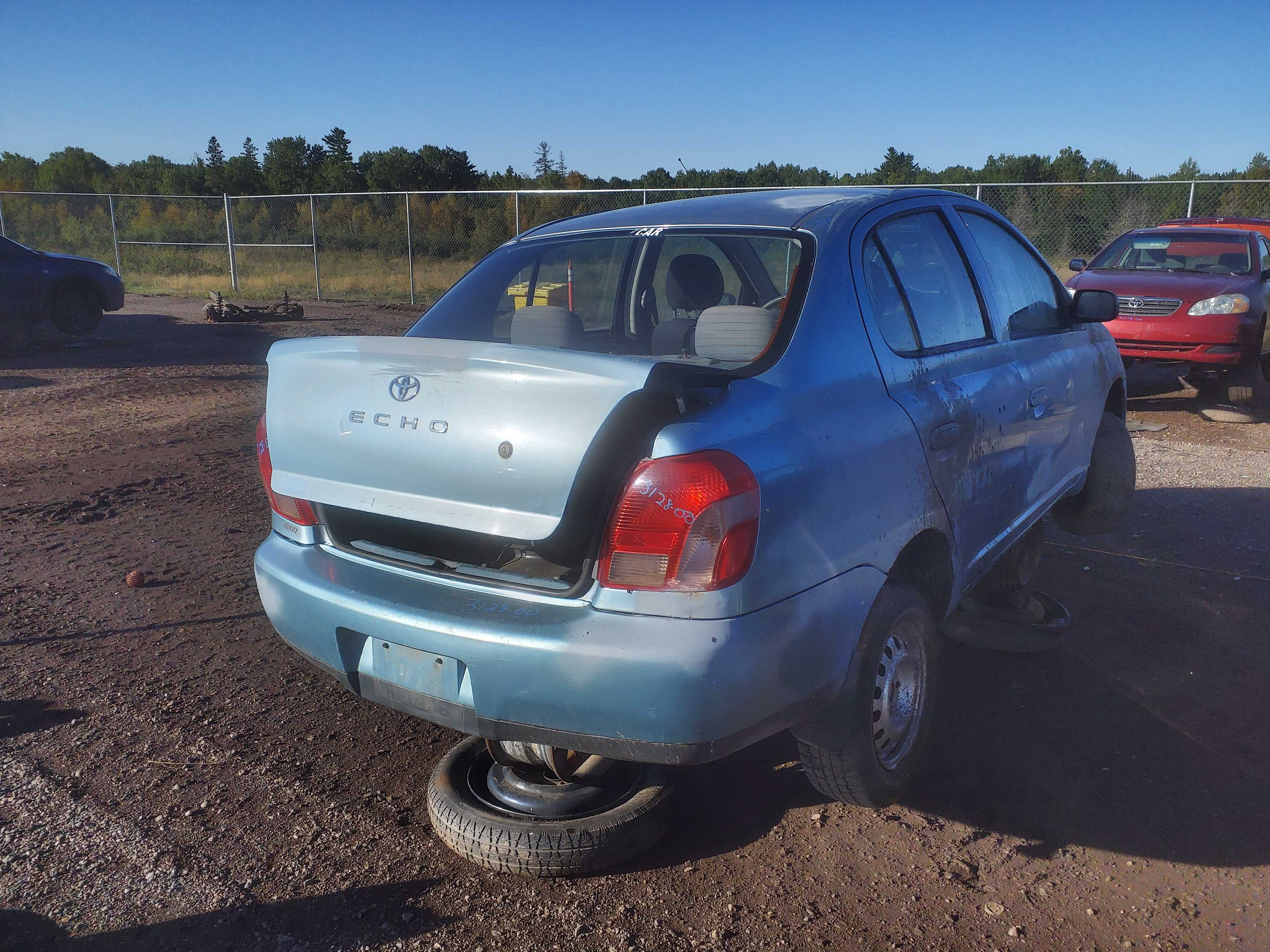 TOYOTA ECHO 2000