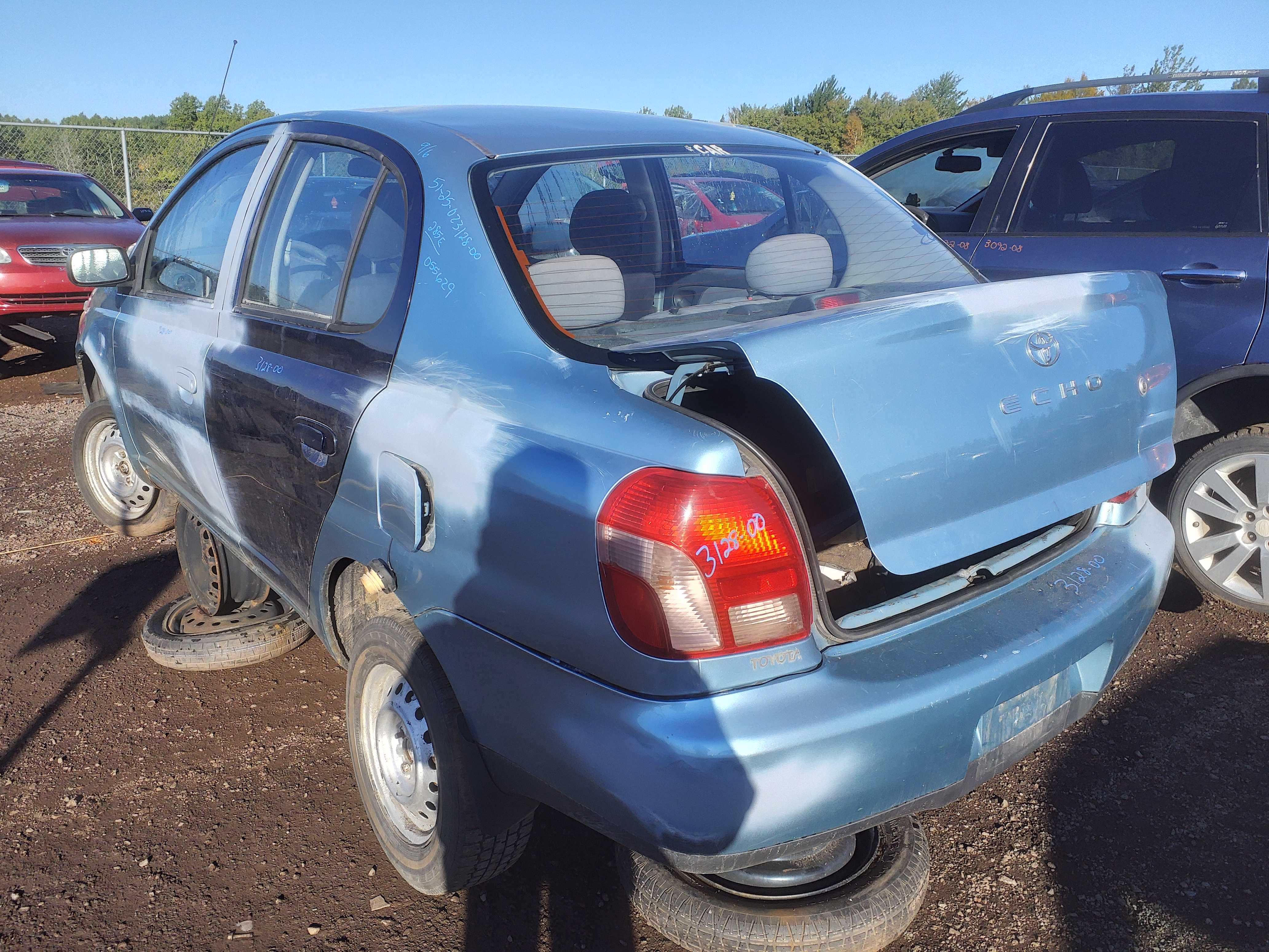 TOYOTA ECHO 2000