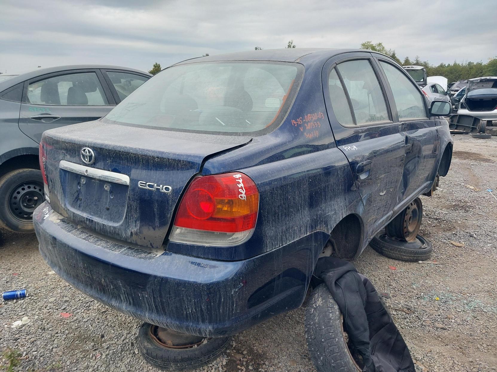 TOYOTA ECHO 2003