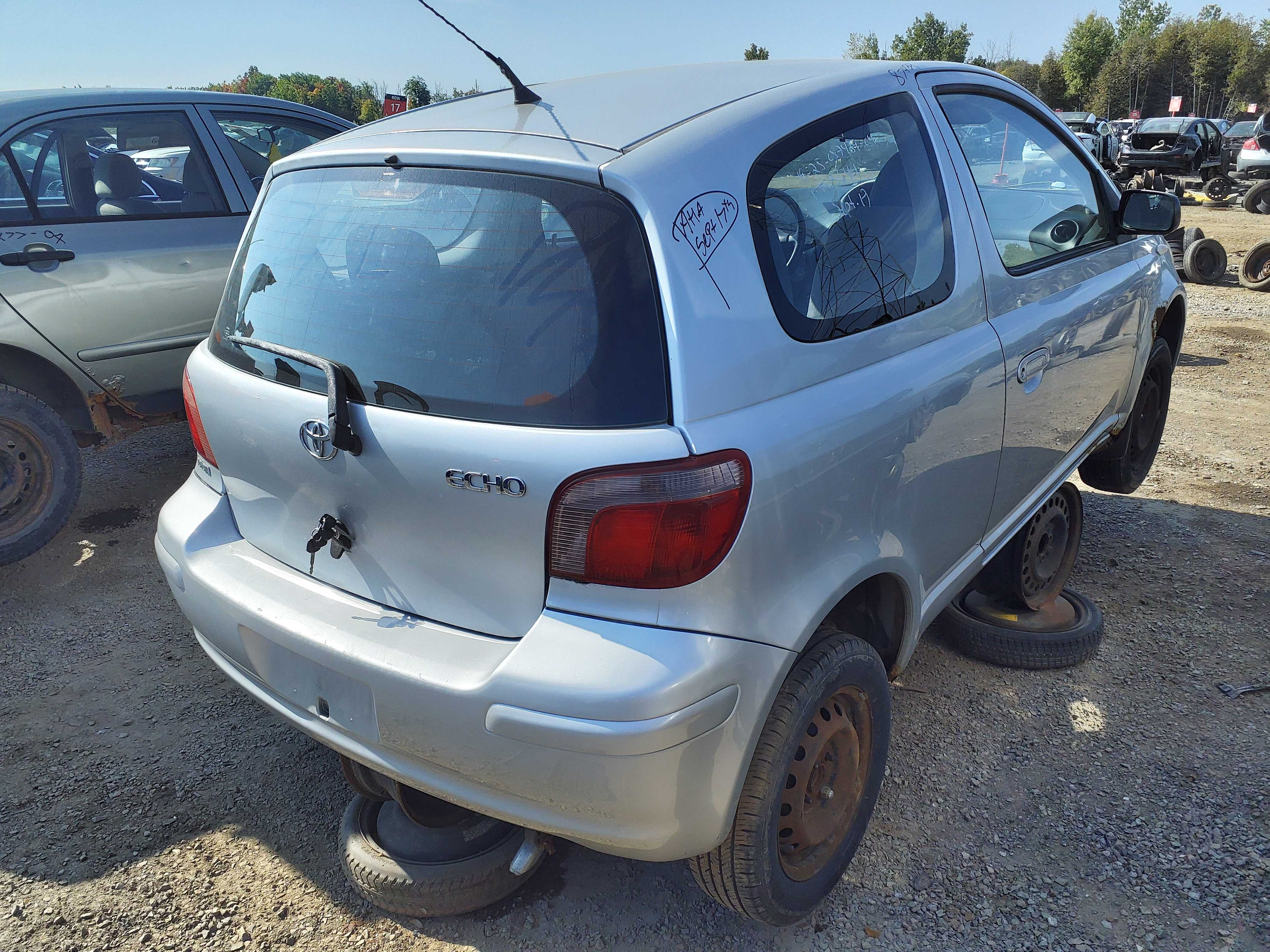TOYOTA ECHO 2004