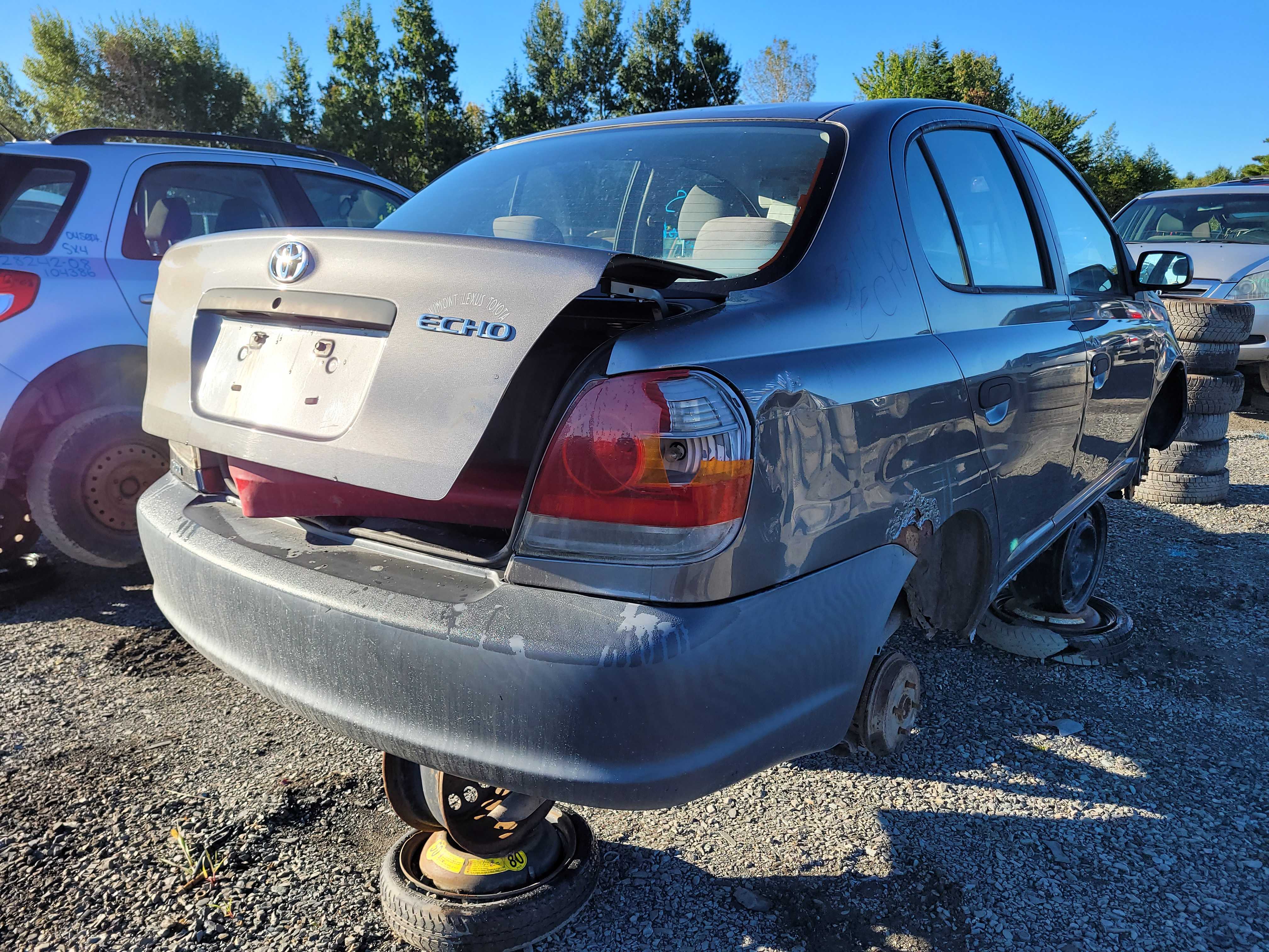 TOYOTA ECHO 2005
