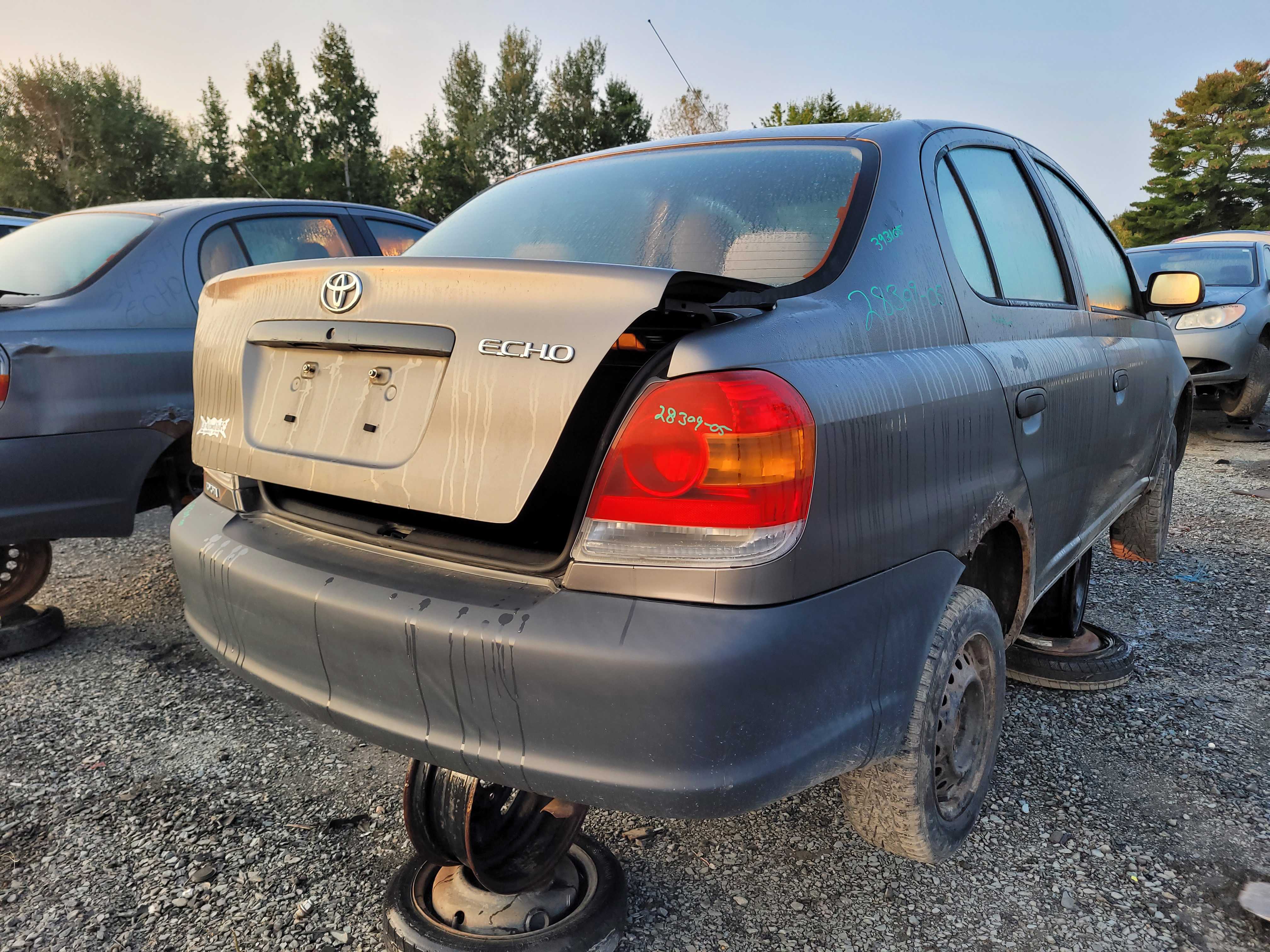 TOYOTA ECHO 2005