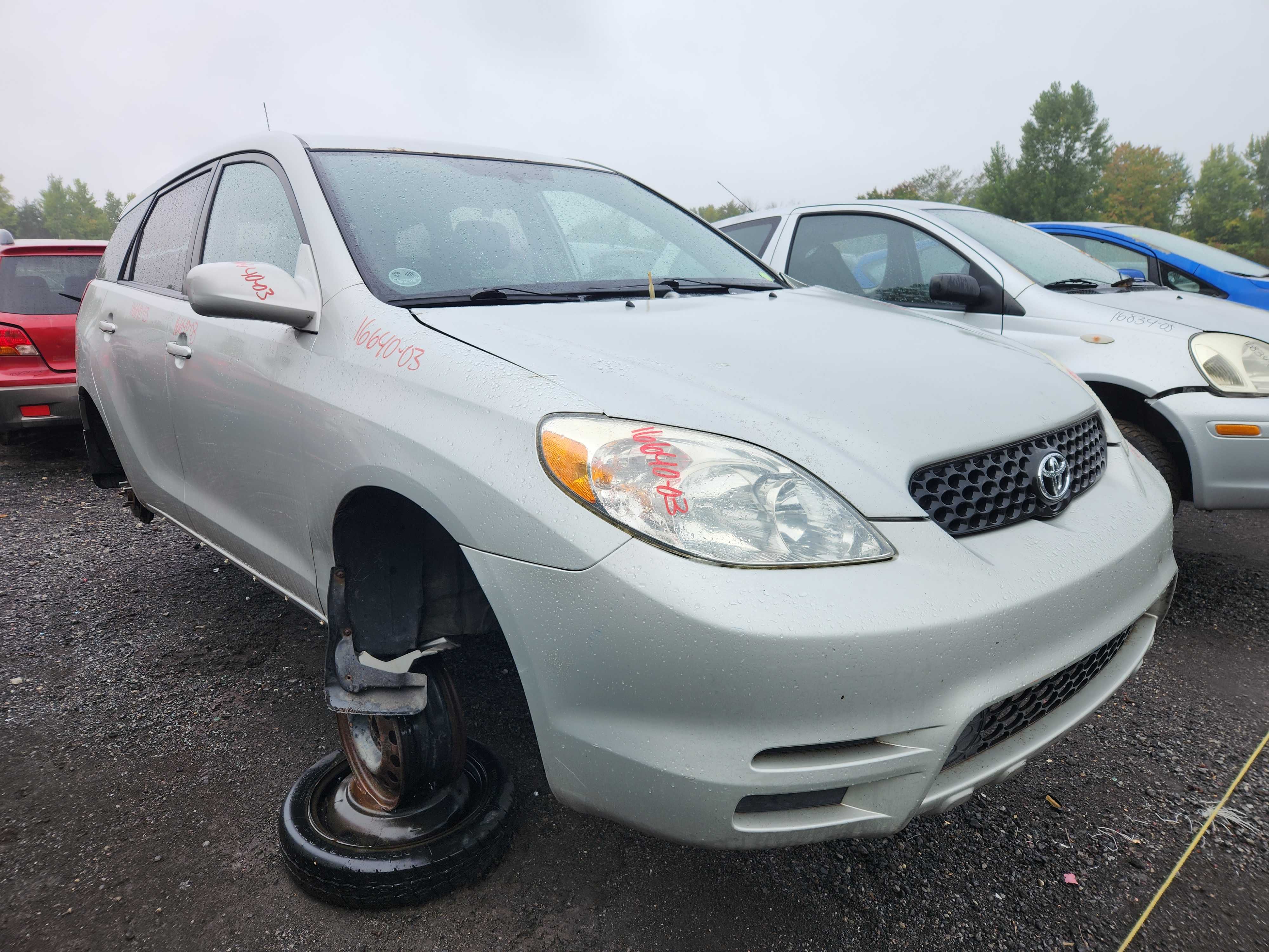 TOYOTA MATRIX 2003