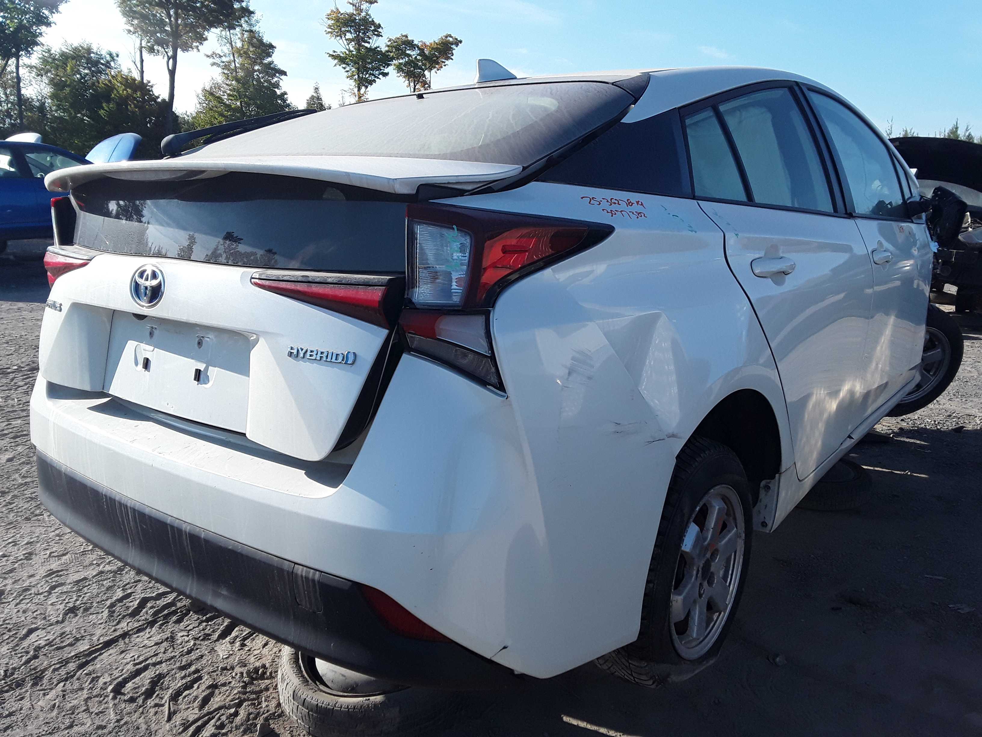 TOYOTA PRIUS 2019