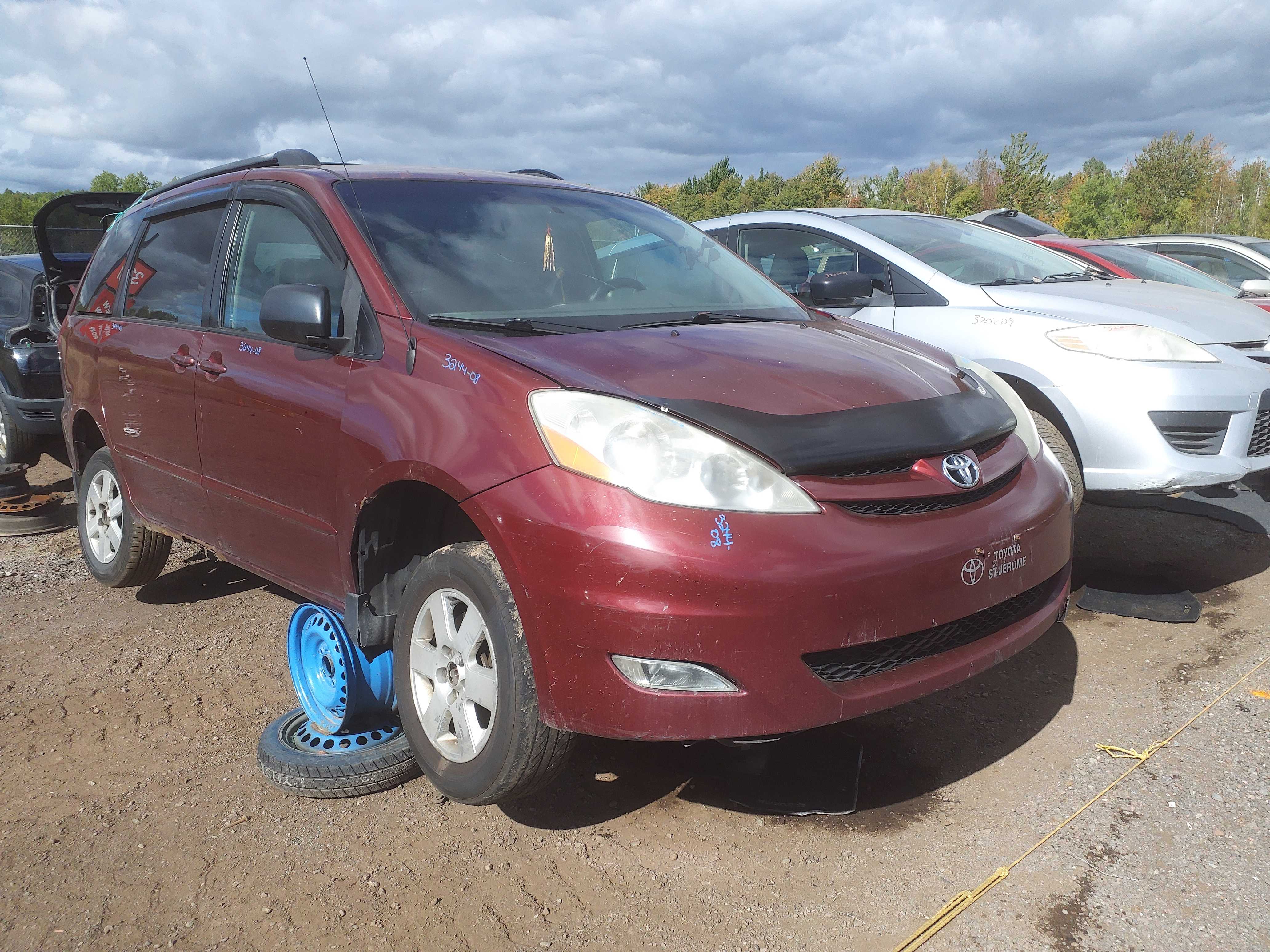 TOYOTA SIENNA 2008