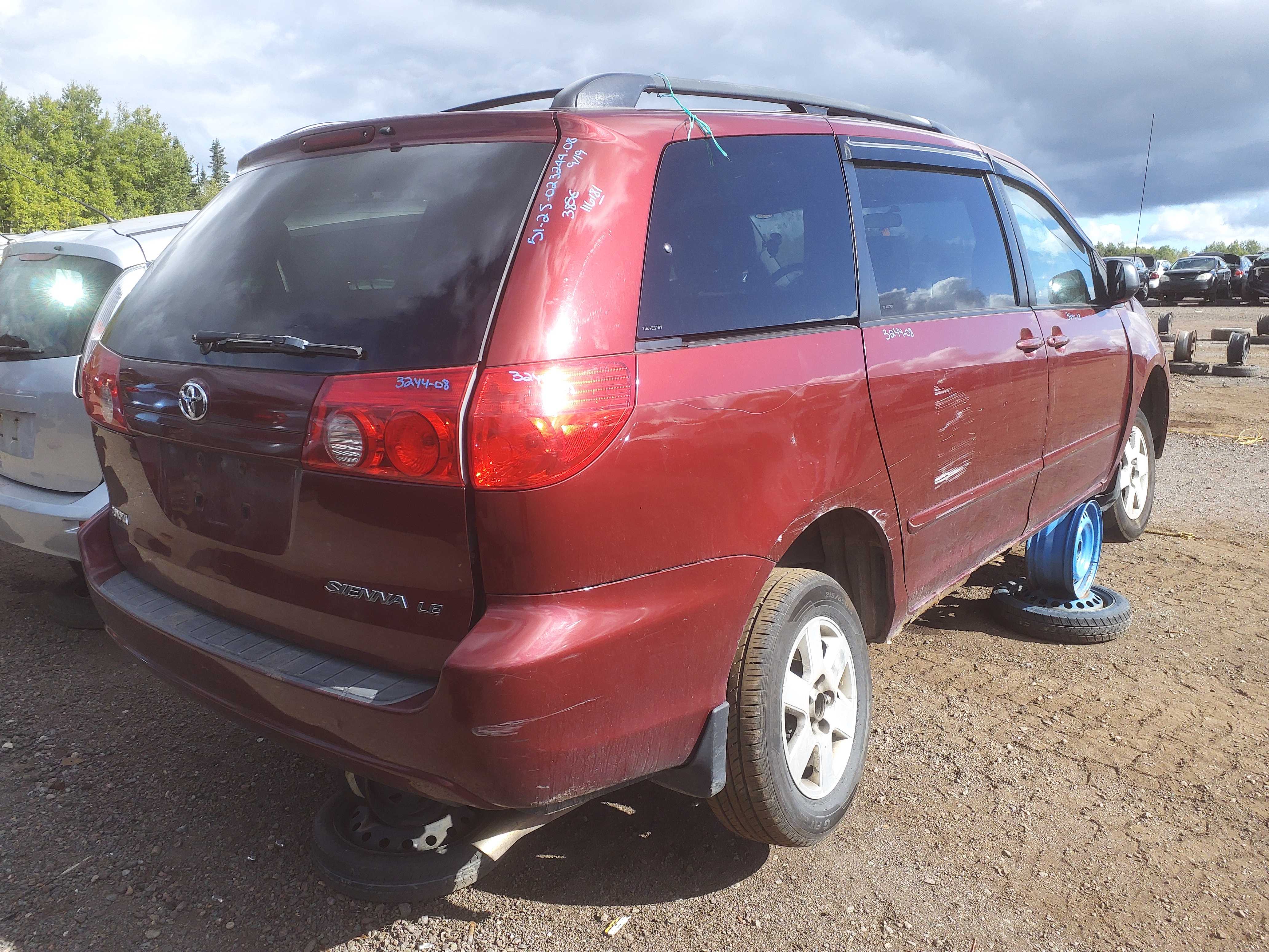 TOYOTA SIENNA 2008