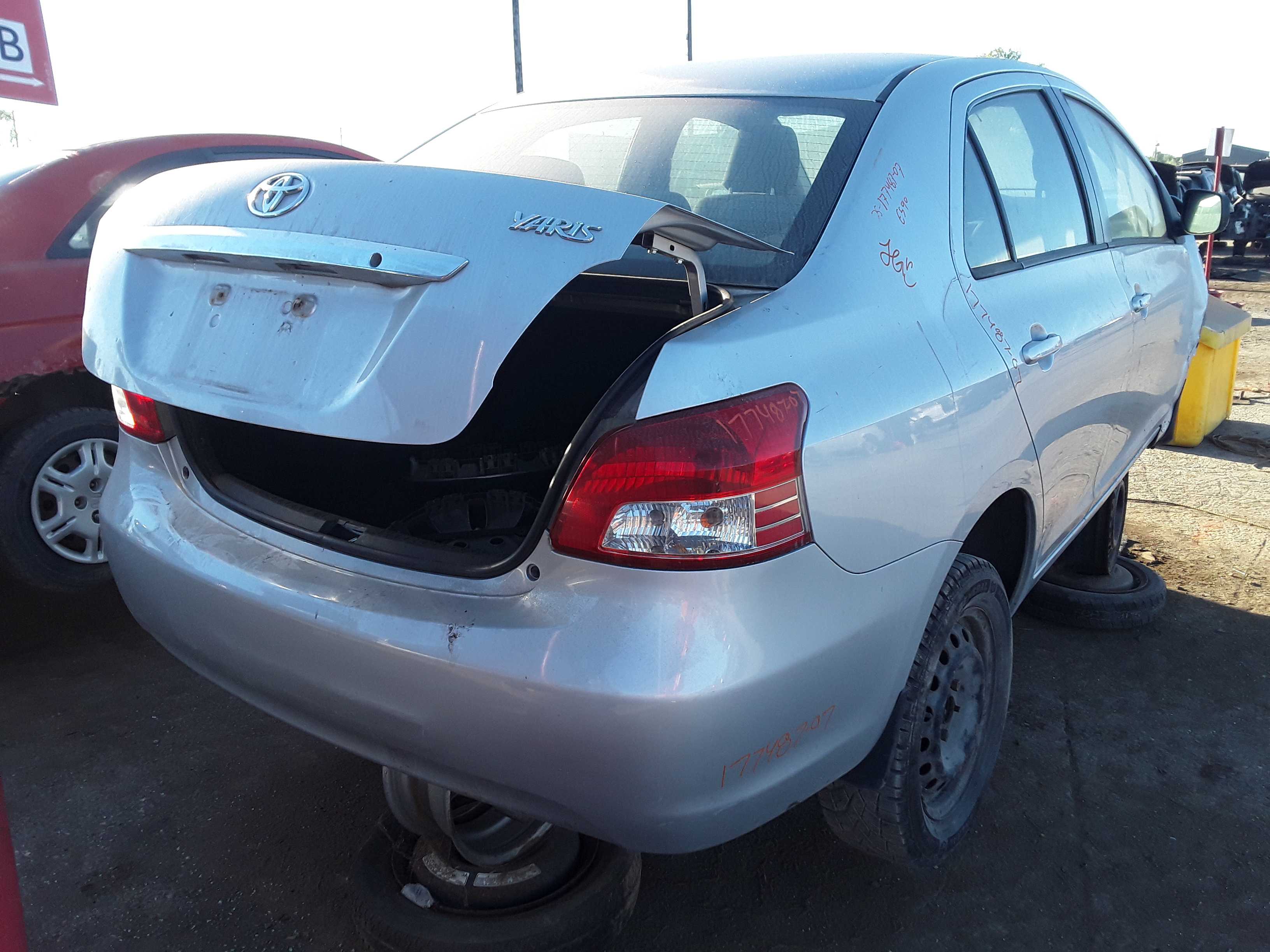 TOYOTA YARIS 2007