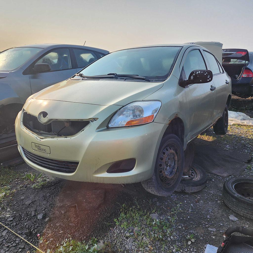 TOYOTA YARIS 2008