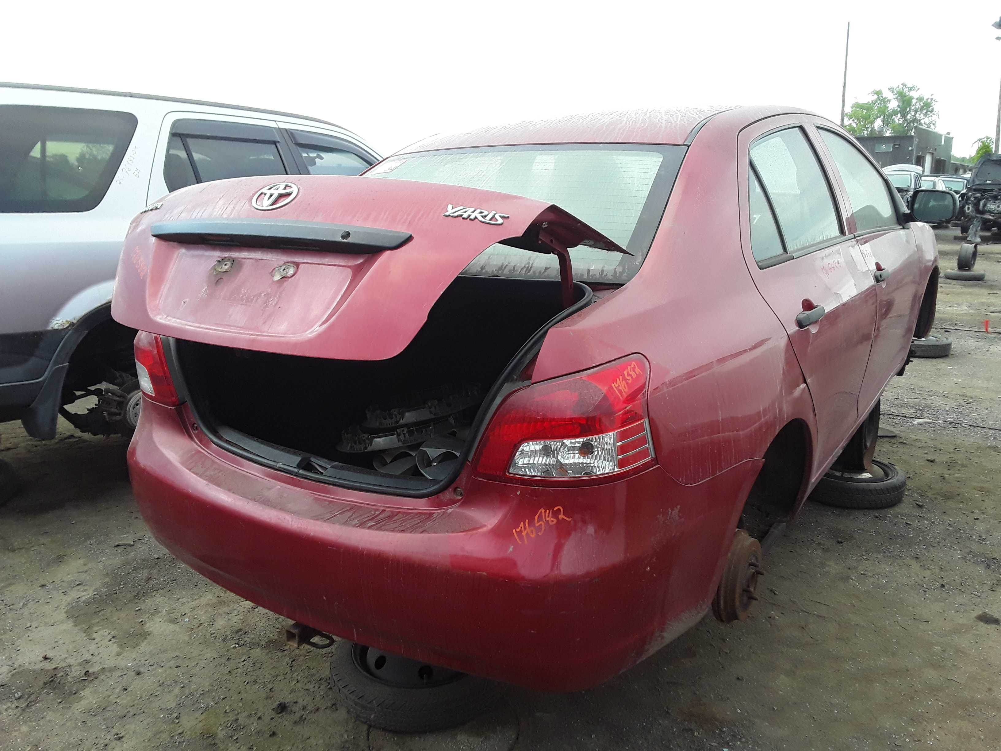 TOYOTA YARIS 2008
