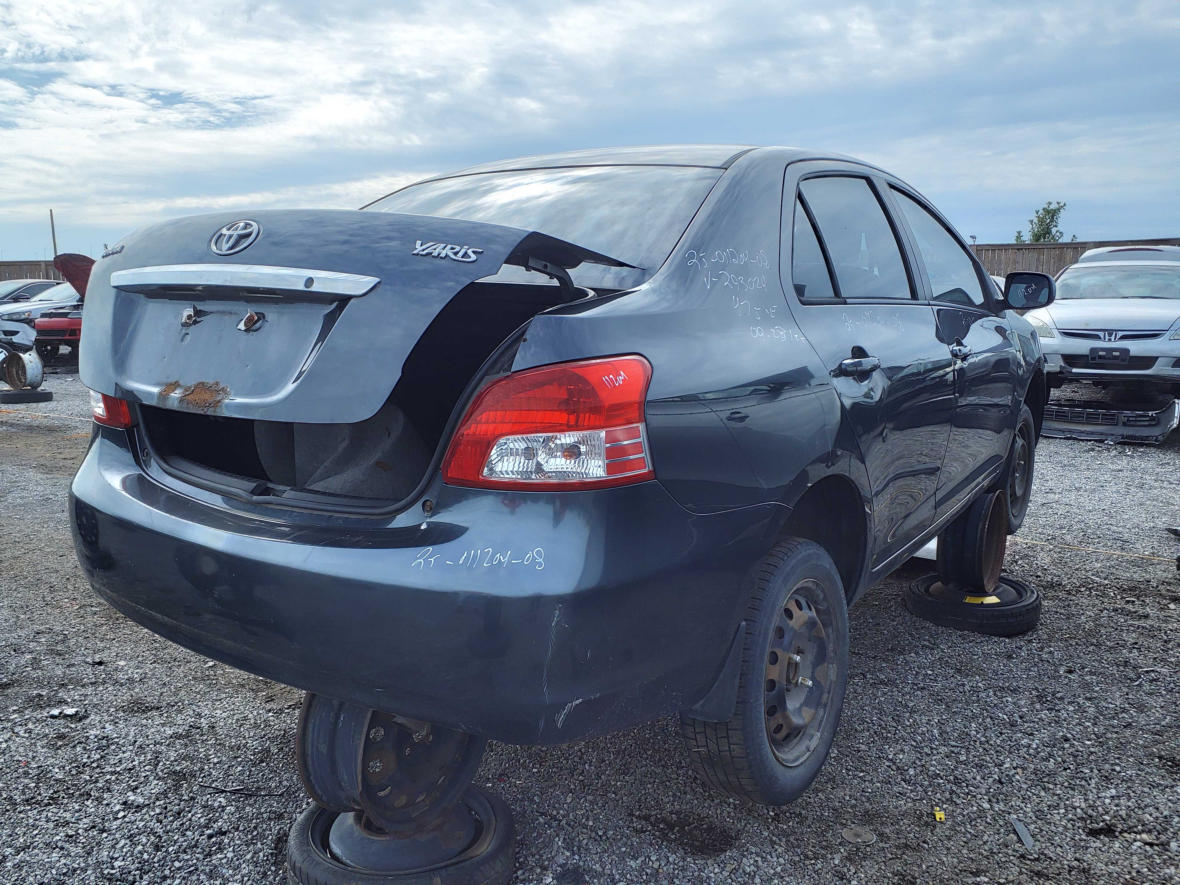 TOYOTA YARIS 2008