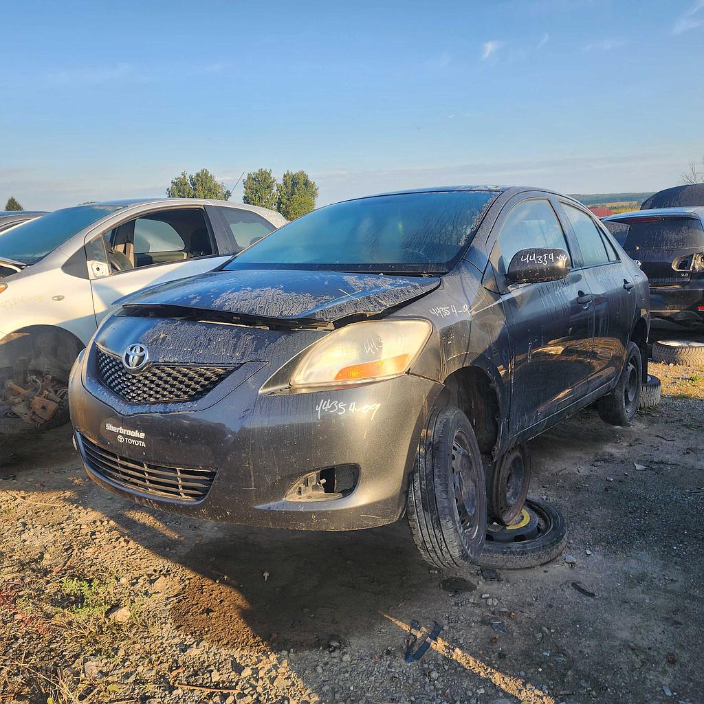 TOYOTA YARIS 2009