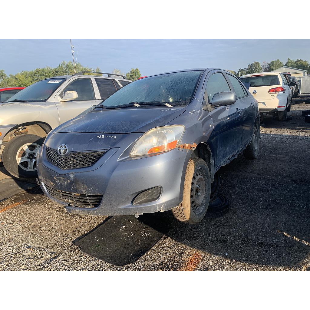 TOYOTA YARIS 2009