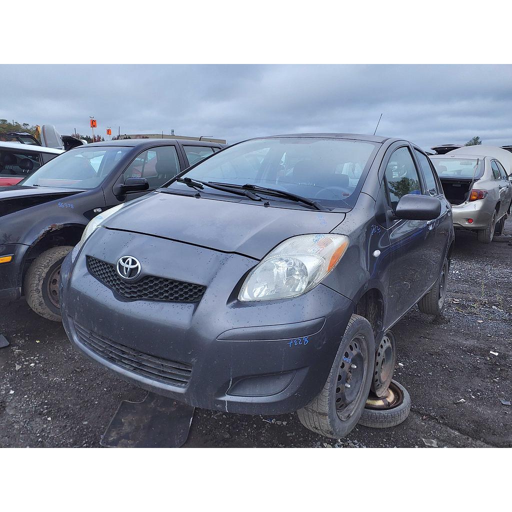 TOYOTA YARIS 2009