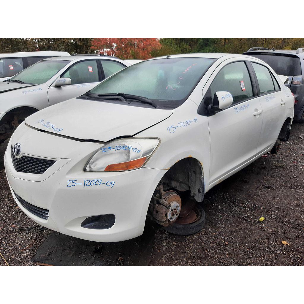 TOYOTA YARIS 2009