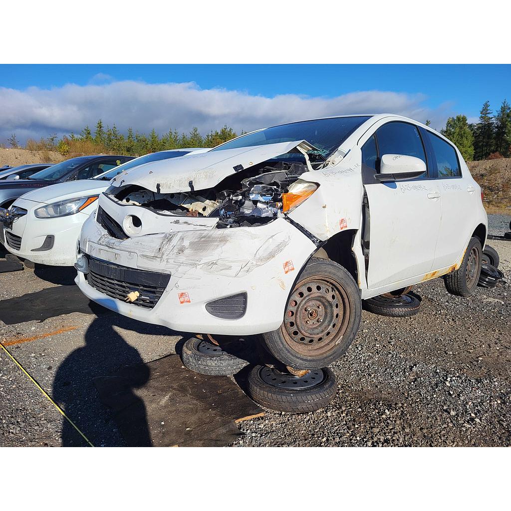TOYOTA YARIS 2012