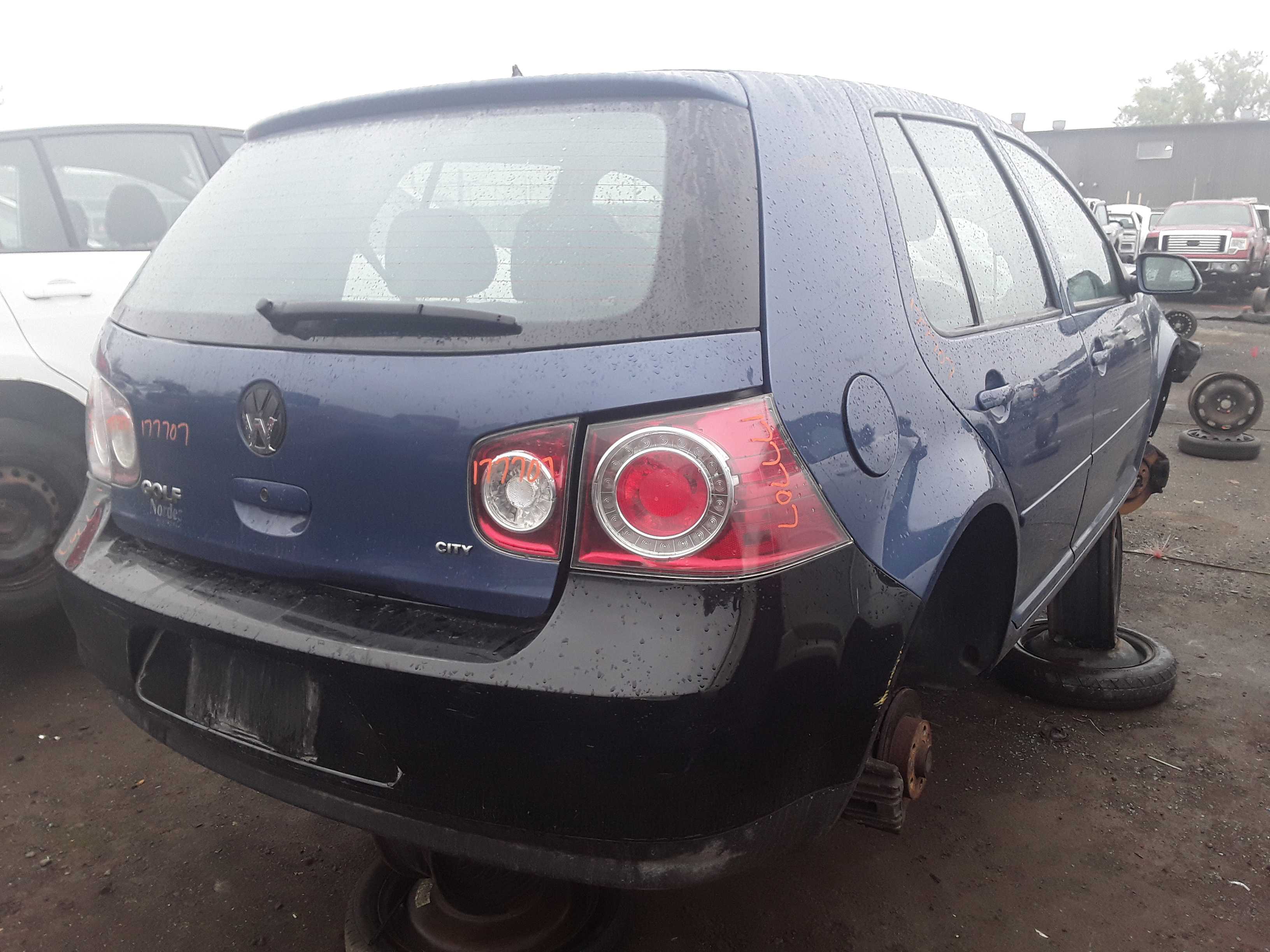 VOLKSWAGEN GOLF 2009