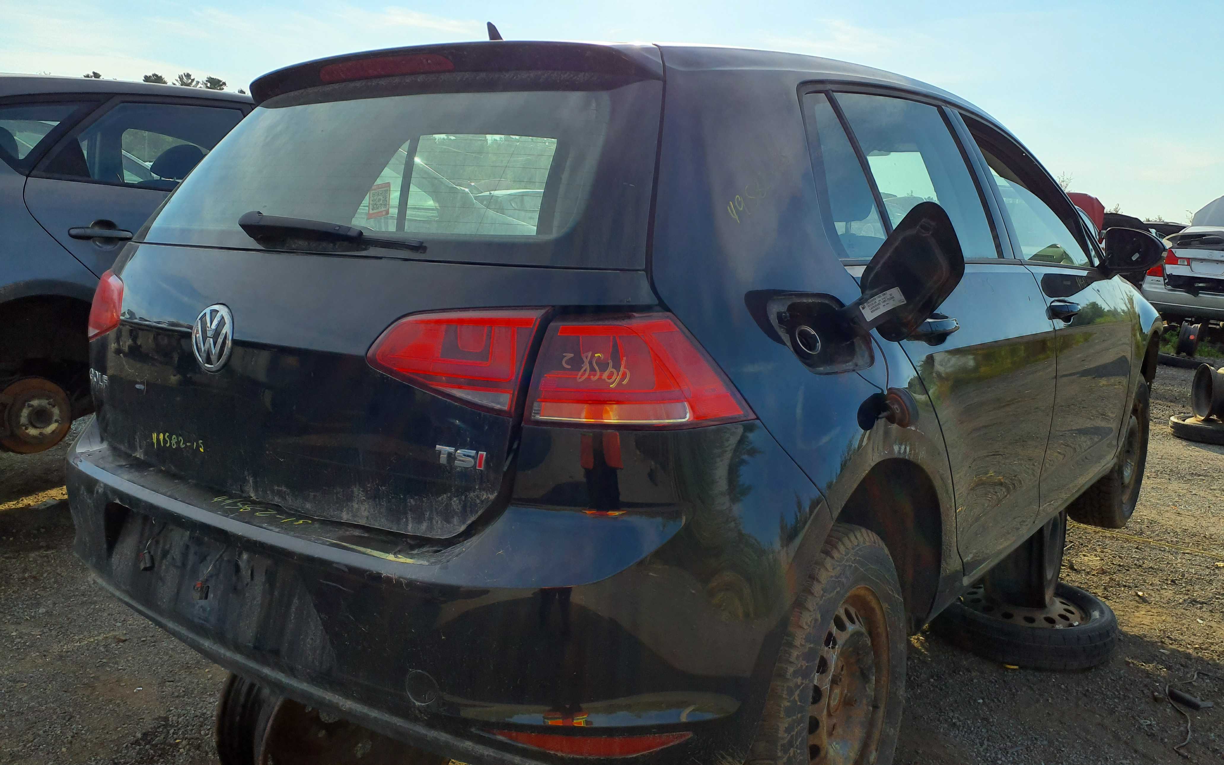 VOLKSWAGEN GOLF 2015