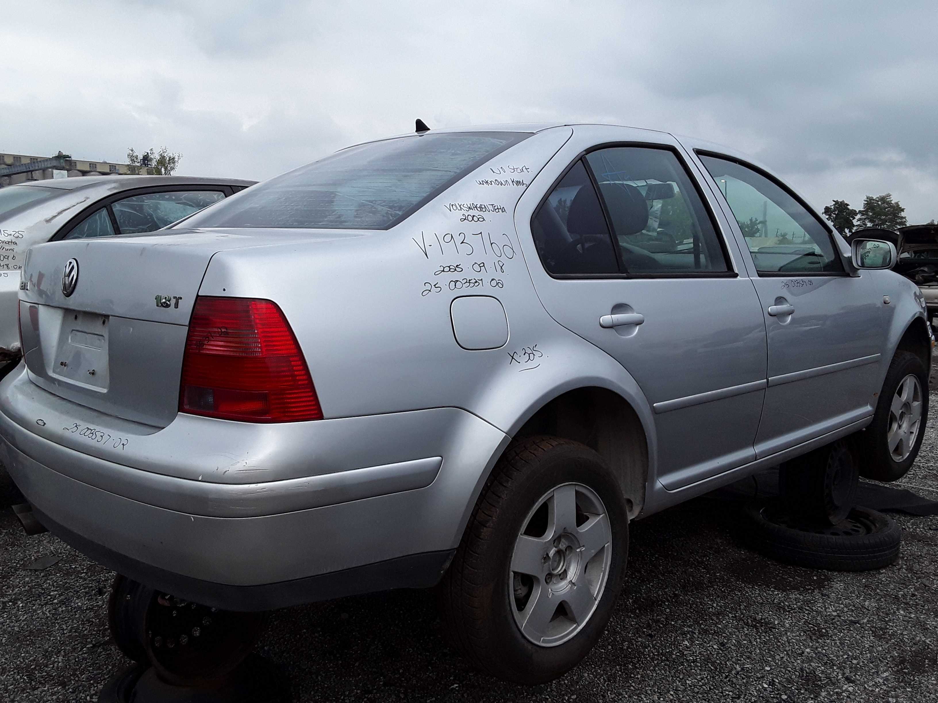 VOLKSWAGEN JETTA 2002