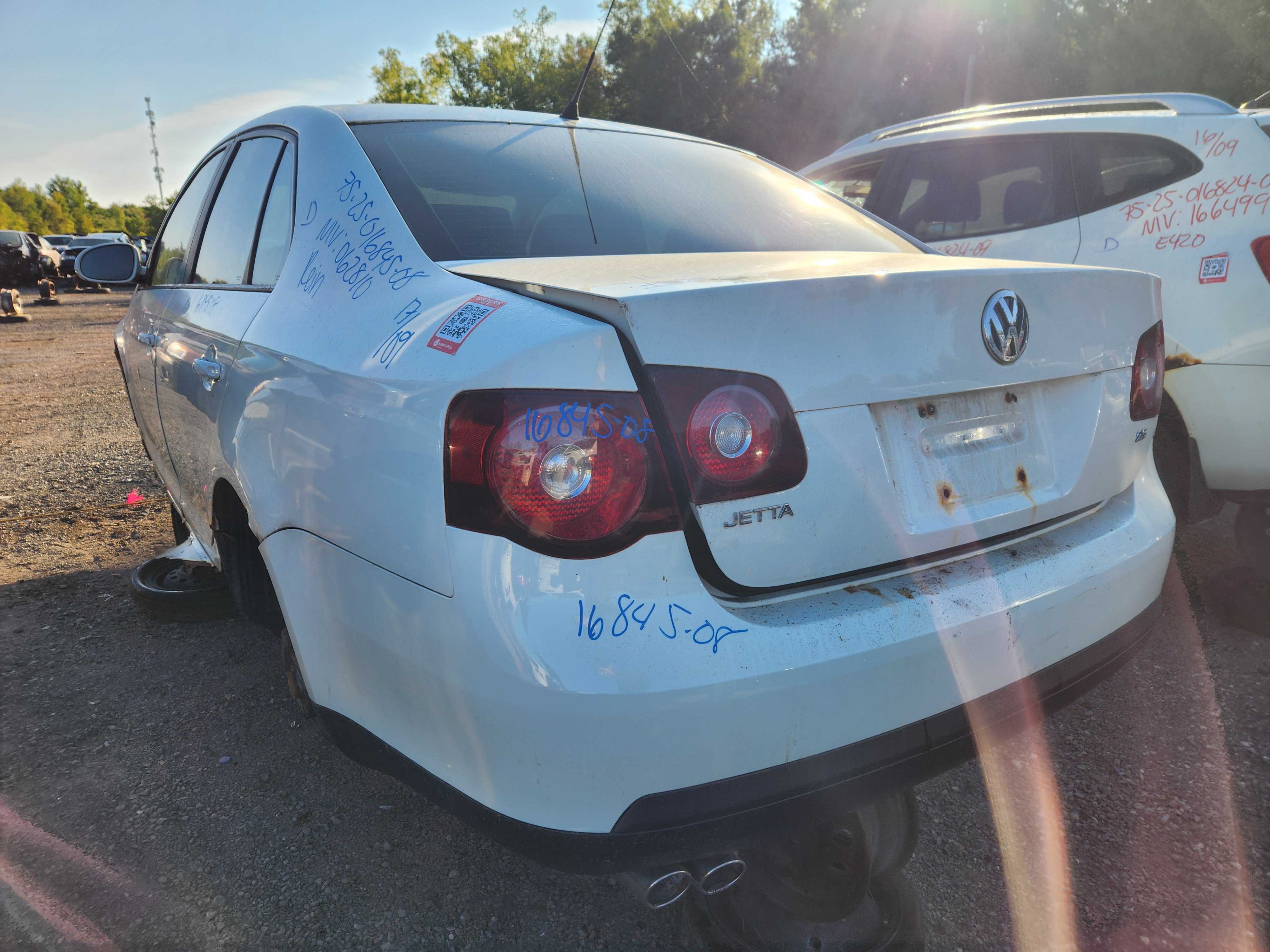 VOLKSWAGEN JETTA 2008