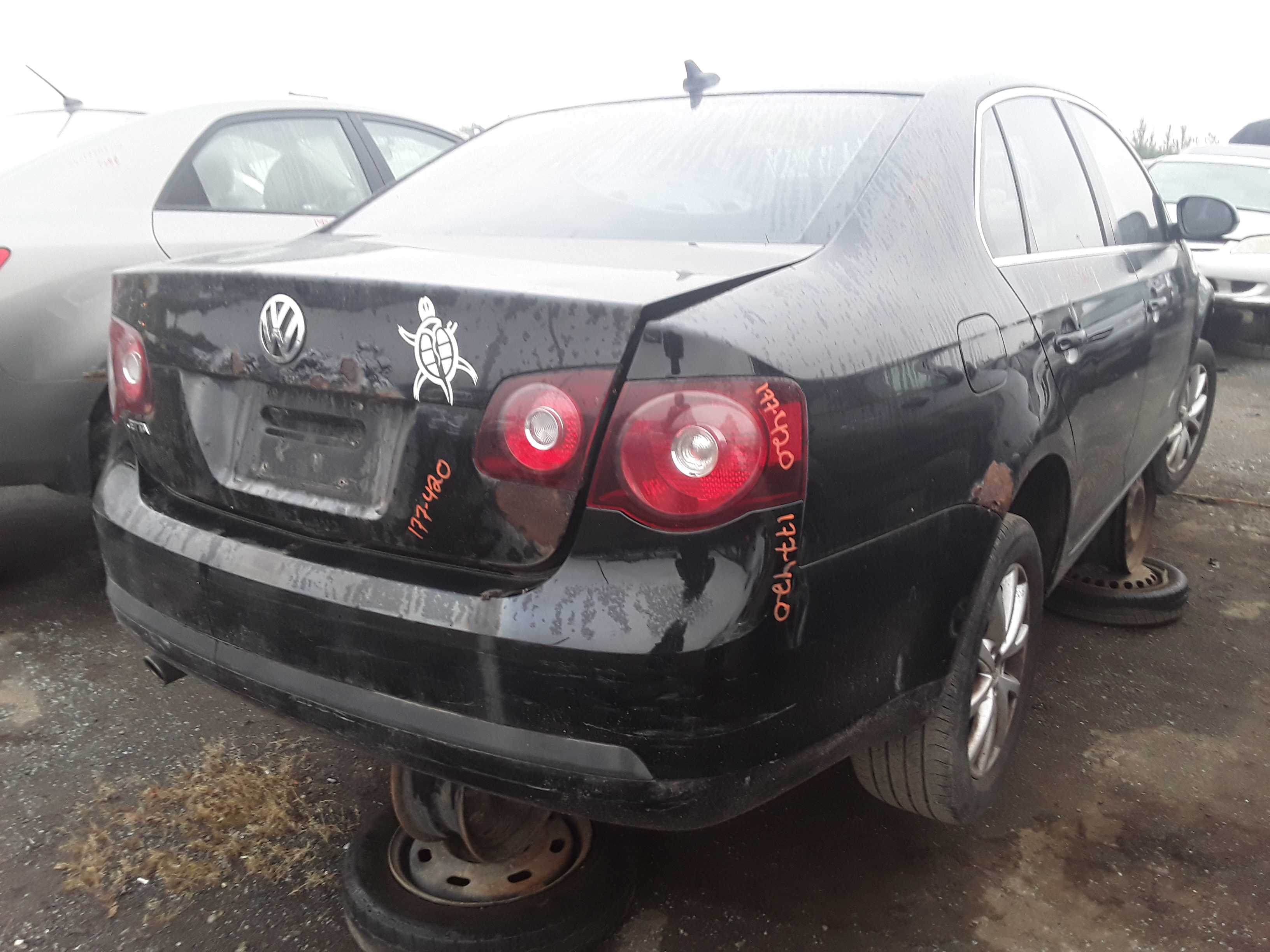 VOLKSWAGEN JETTA 2010