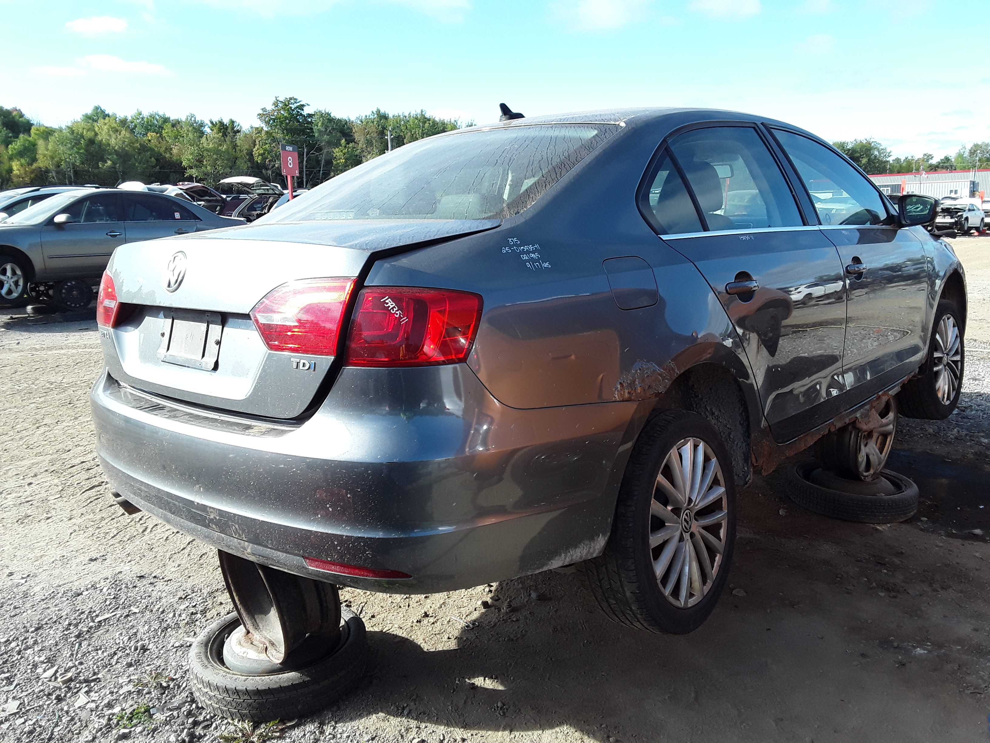 VOLKSWAGEN JETTA 2011