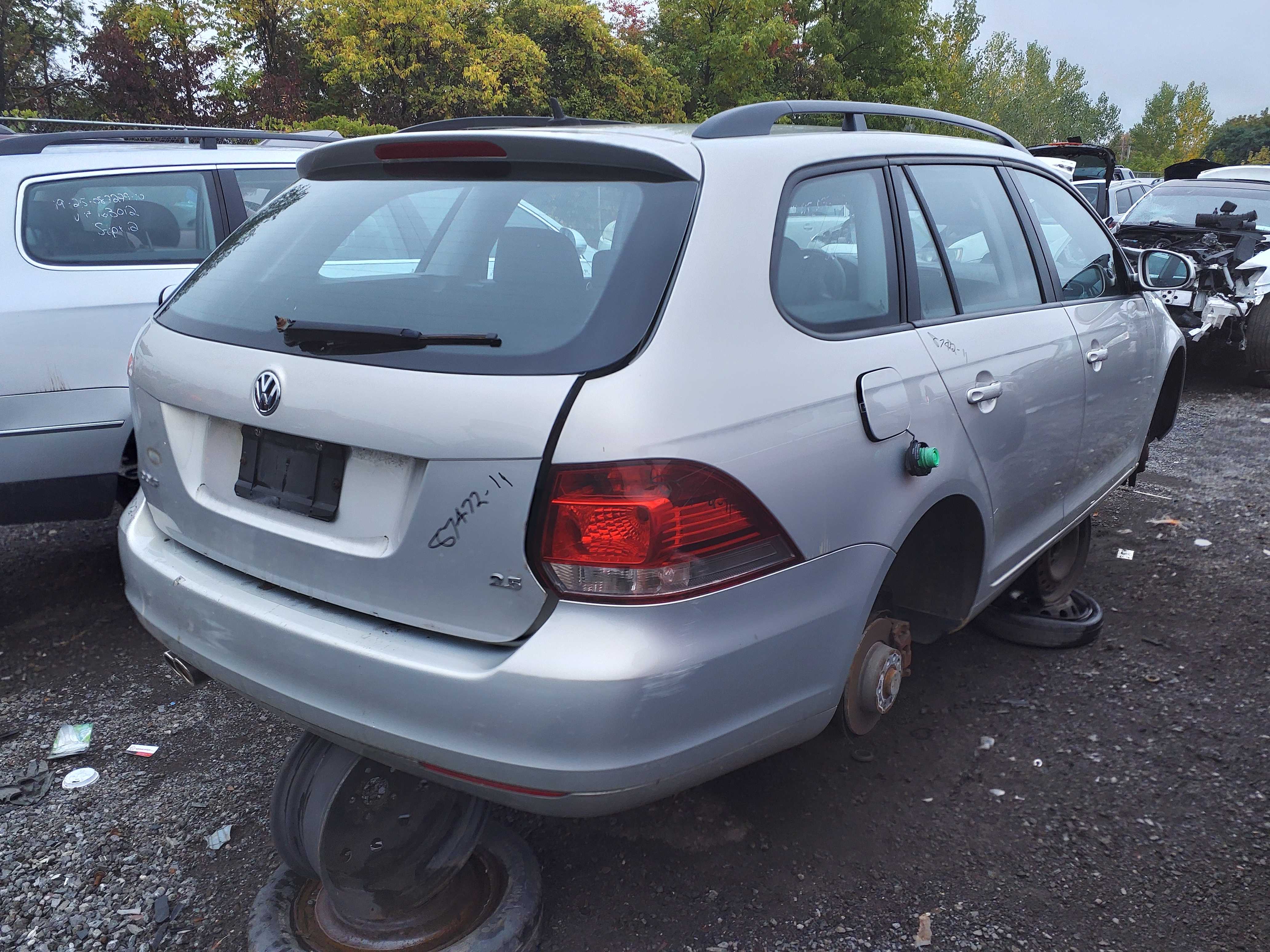 VOLKSWAGEN JETTA 2011