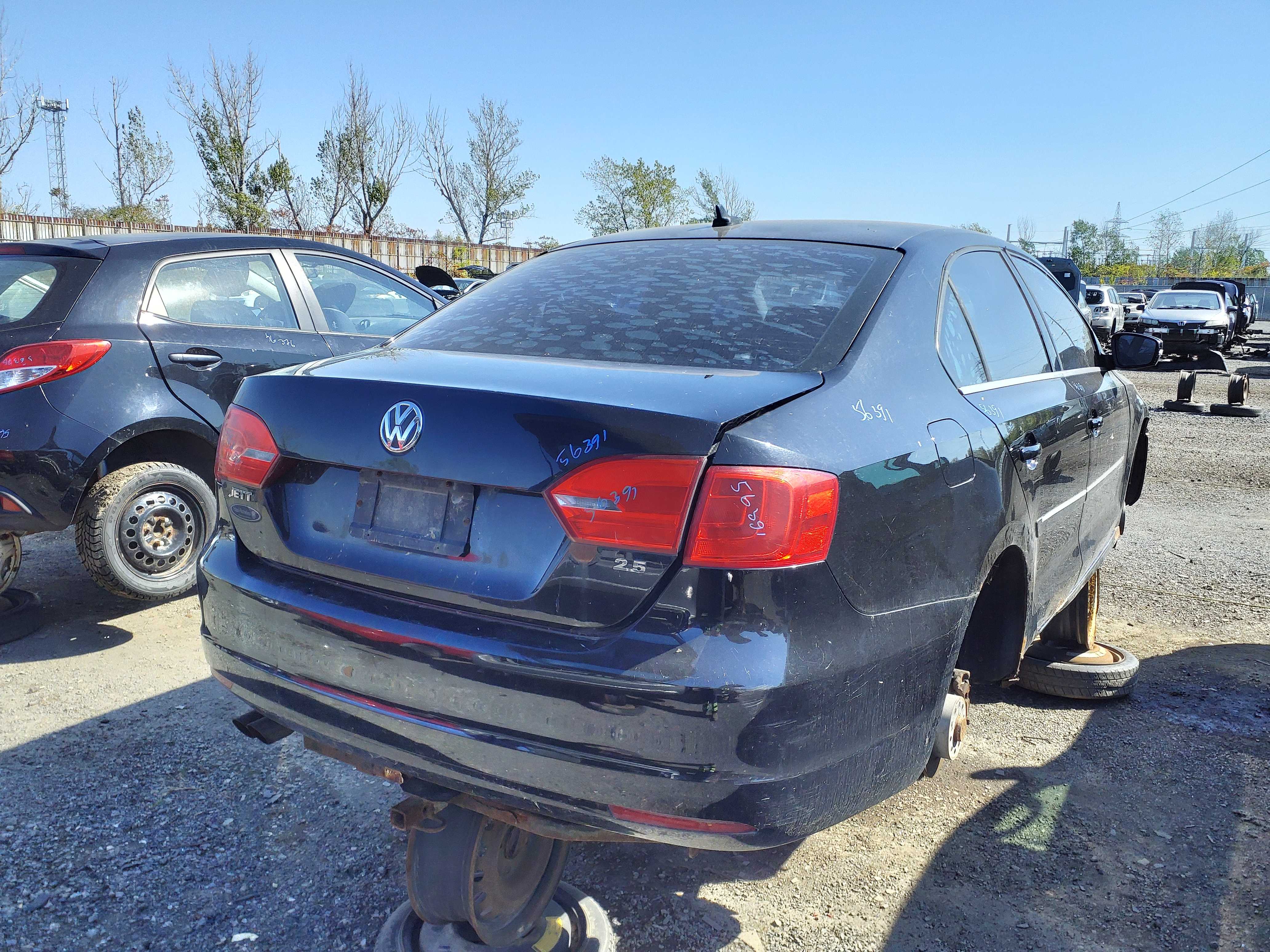 VOLKSWAGEN JETTA 2011