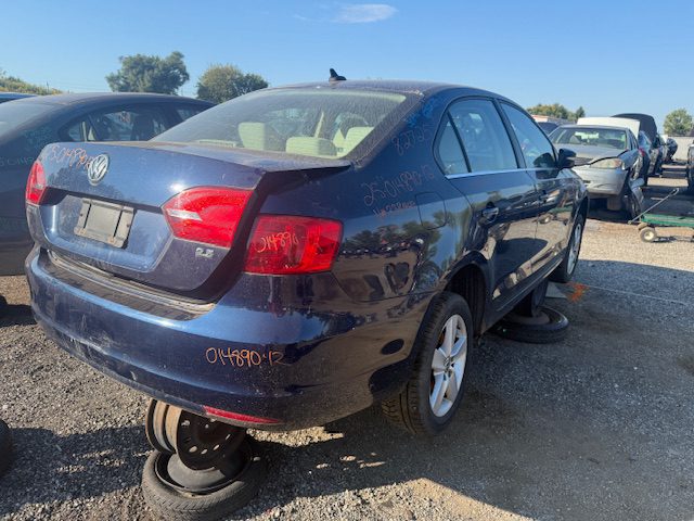 VOLKSWAGEN JETTA 2012