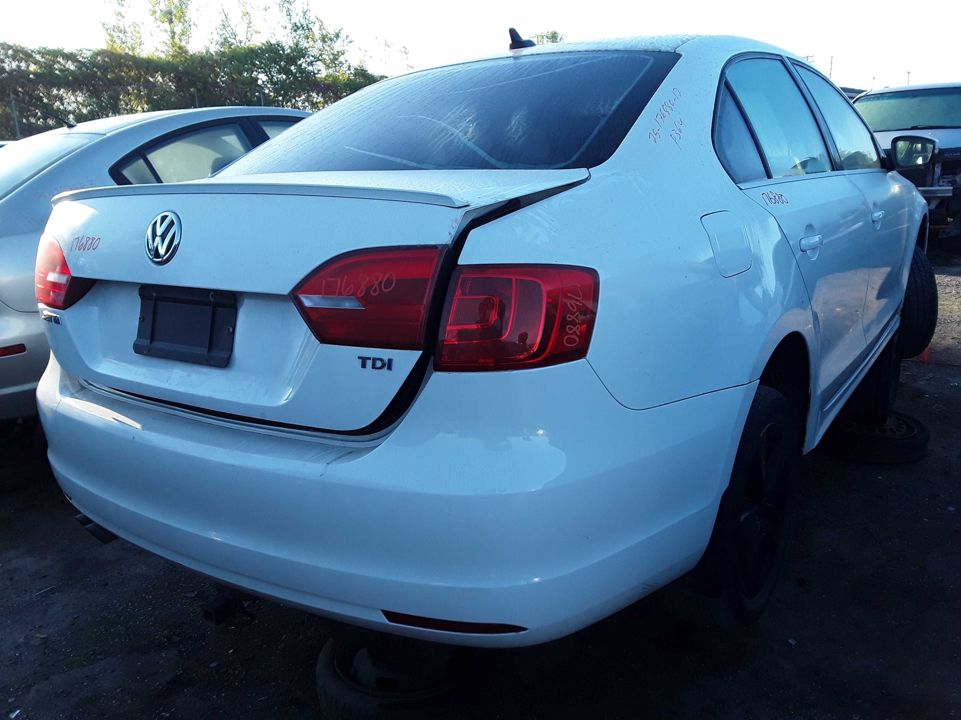 VOLKSWAGEN JETTA 2012