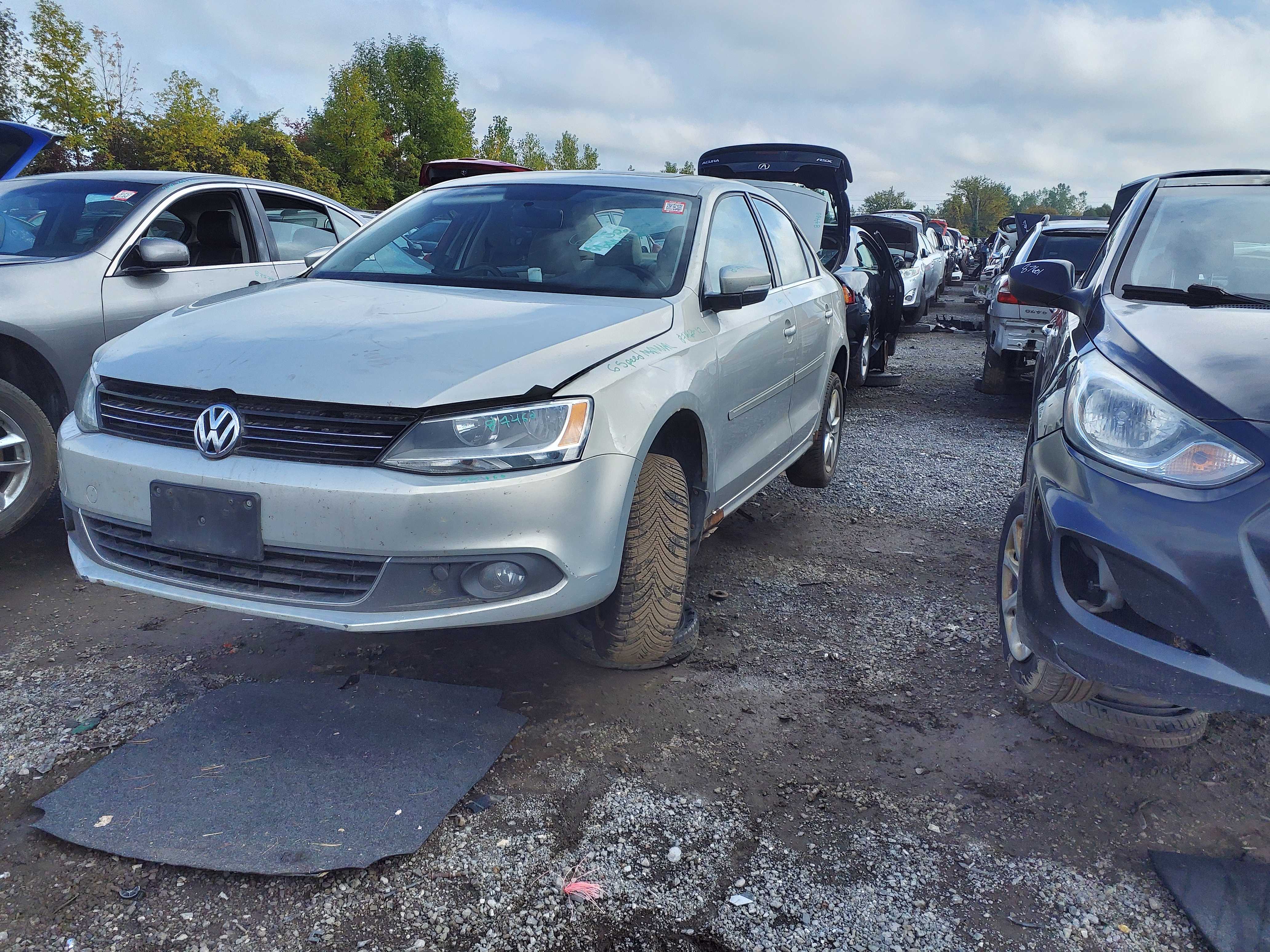 VOLKSWAGEN JETTA 2012